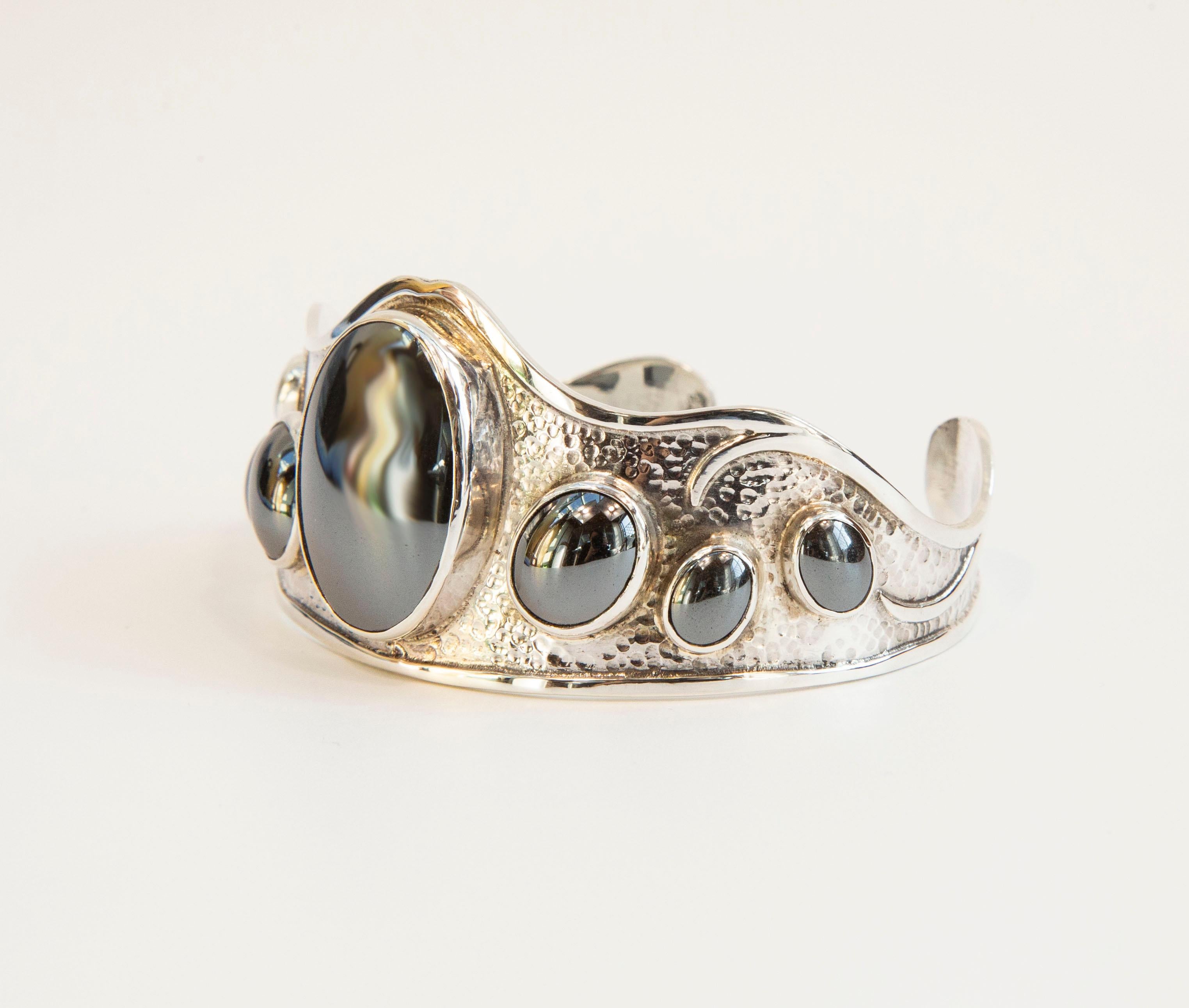 Women's or Men's Wide Contoured Sterling Silver Hammered Cuff  Bracelet with Oval Hematite Caboch For Sale