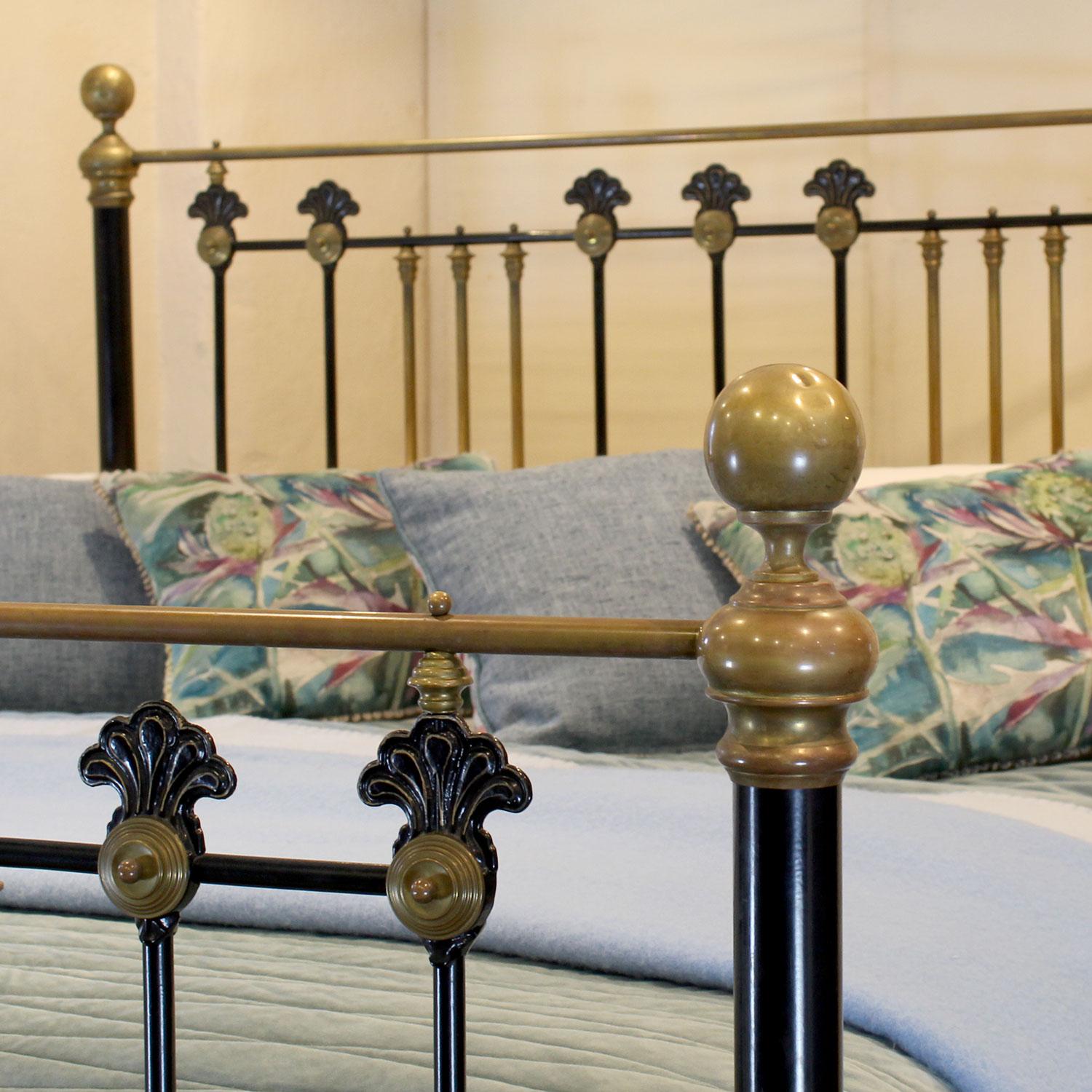 Cast Wide Decorative Brass and Iron Victorian Bed in Black, MSK75