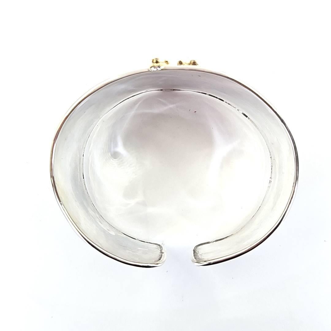 Manchette large en or jaune 14 carats ornée de diamants Neuf - En vente à Coral Gables, FL