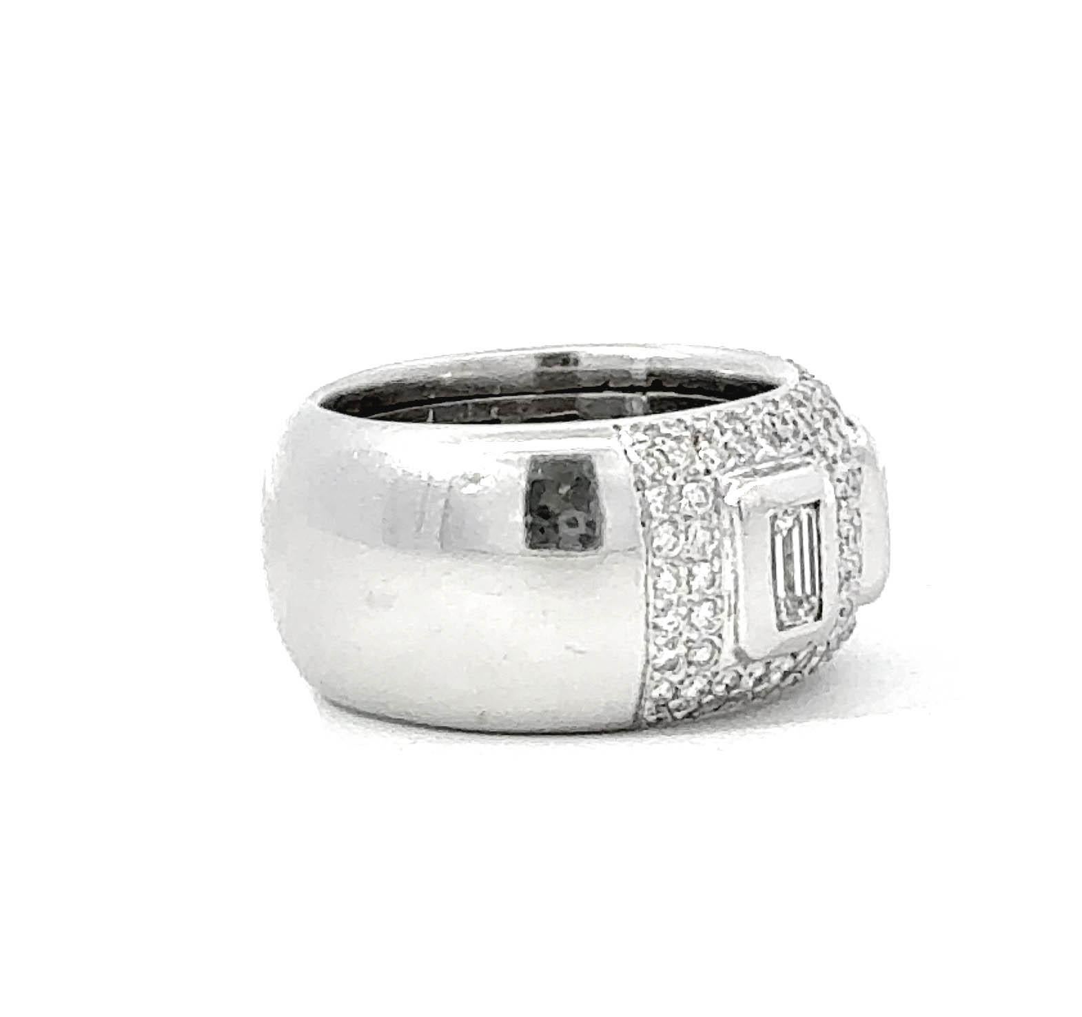 Bandring mit breitem Baguette-Diamant im Angebot 2