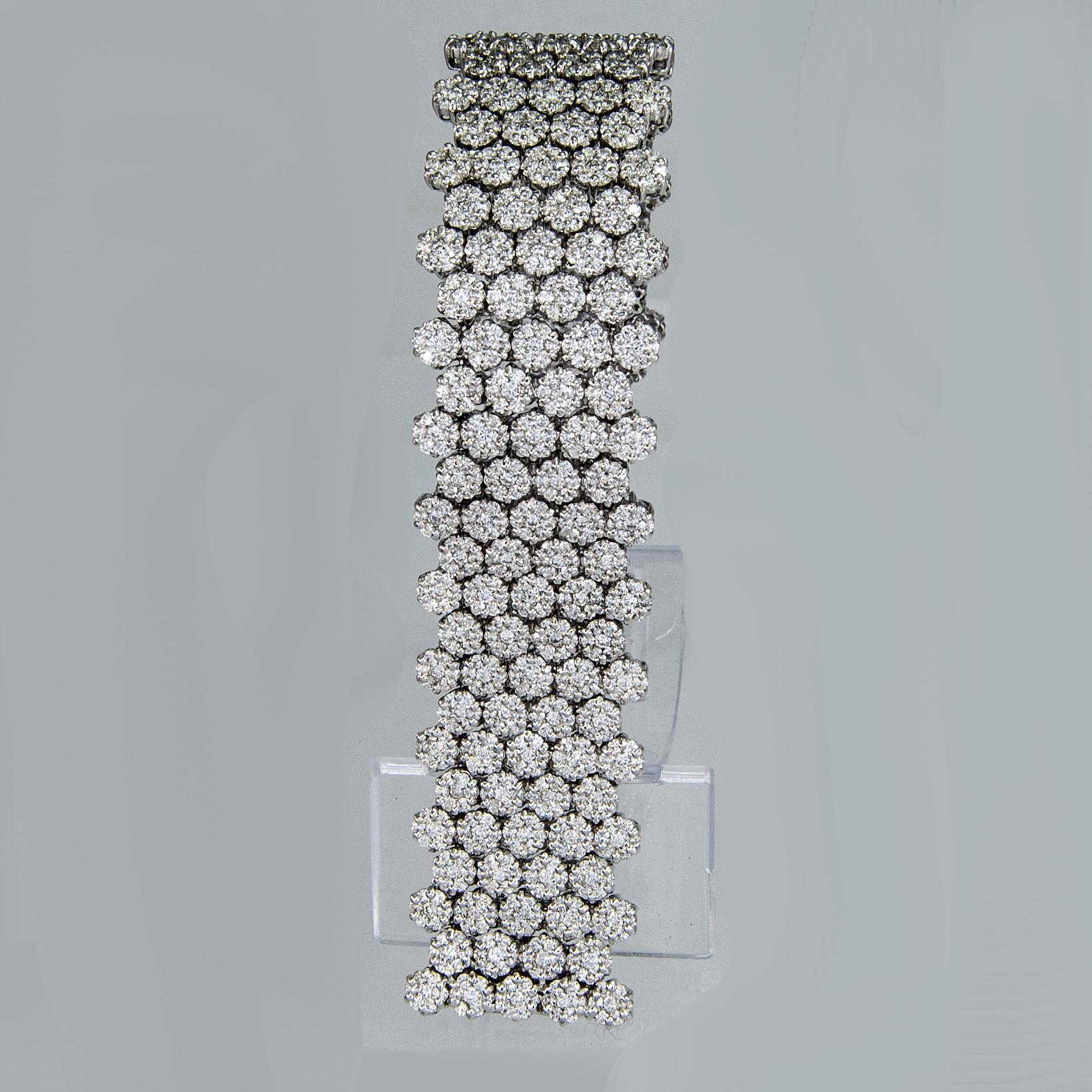 Wide Diamond Bracelet 23 Carat Diamonds in 18 Karat White Gold In New Condition For Sale In New York, NY