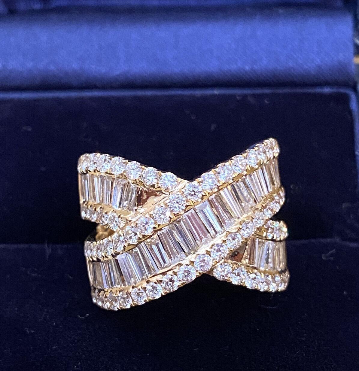 Wide Diamond Crossover Ring 3.48 Carat Total Weight in 18k Yellow Gold In Excellent Condition For Sale In La Jolla, CA