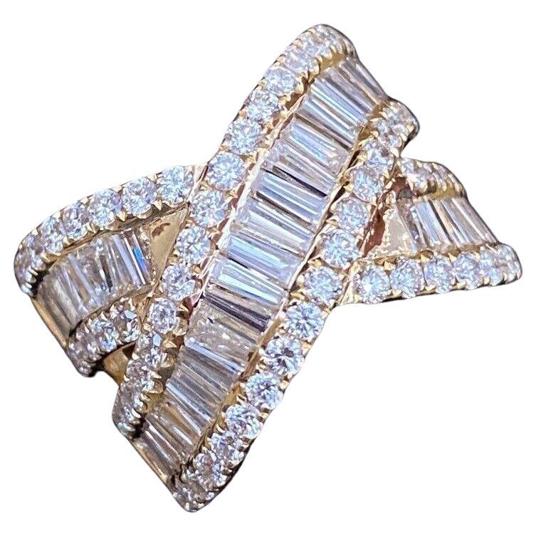 Wide Diamond Crossover Ring 3.48 Carat Total Weight in 18k Yellow Gold For Sale