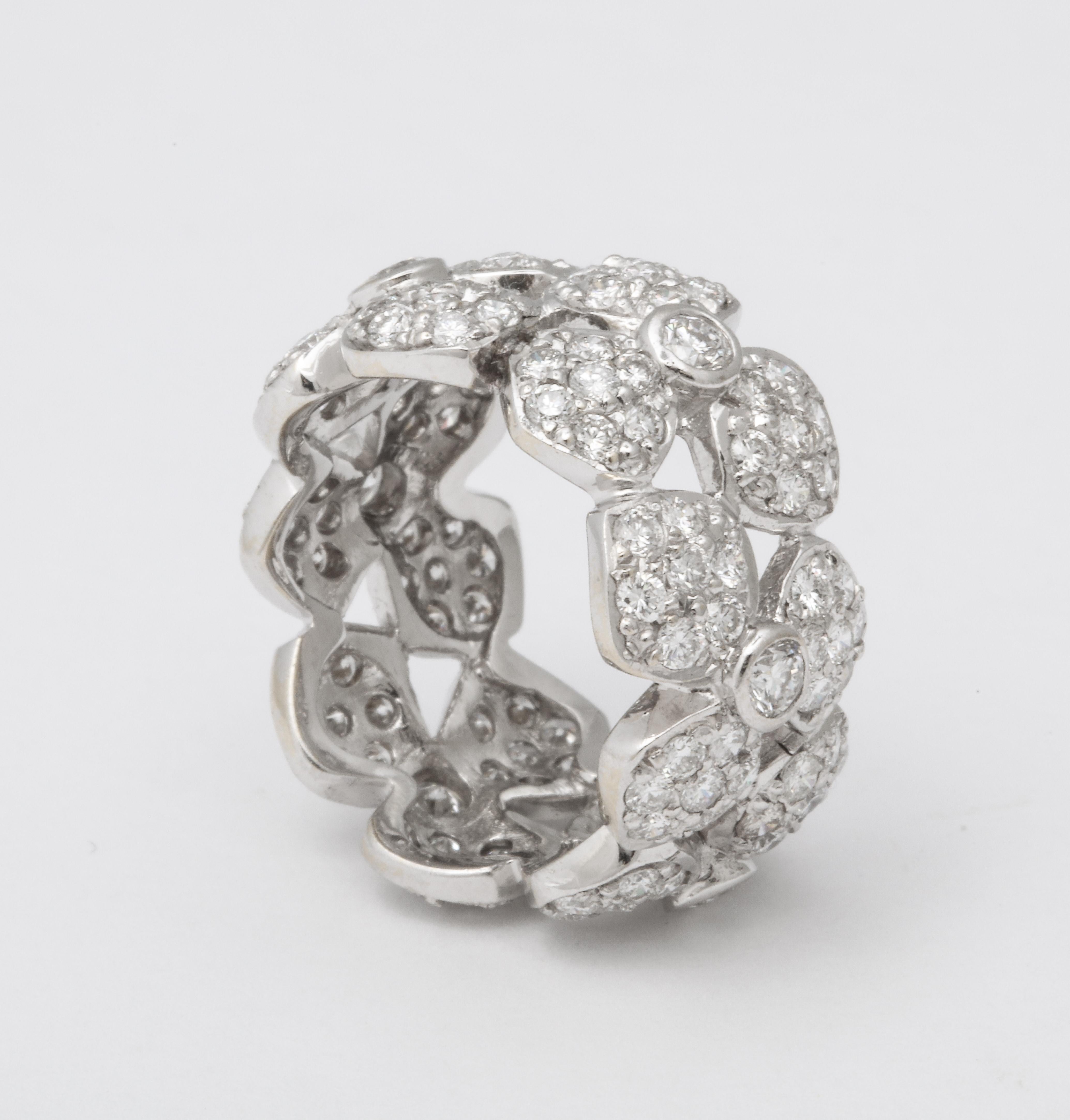 Wide Diamond Flower Band  In New Condition For Sale In New York, NY