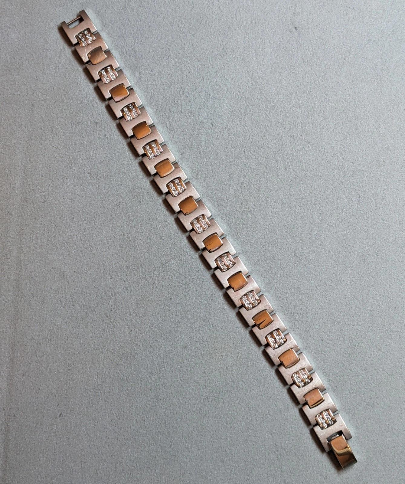 Femenino o masculino Pulsera ancha de eslabones con diamantes de 8