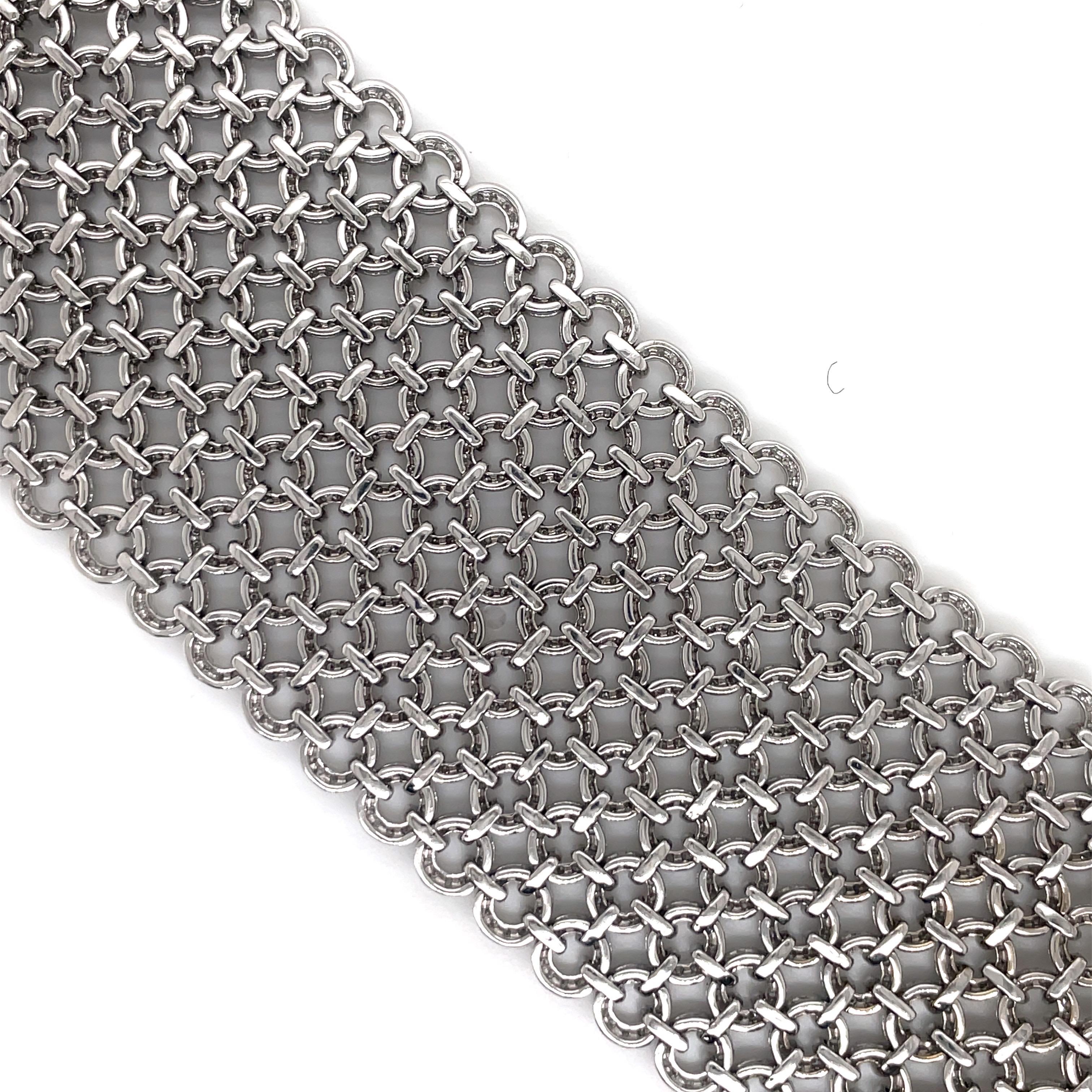 Wide Diamond Link Flexible Tennis Bracelet 21 Carats 120 Grams 18K White Gold 7