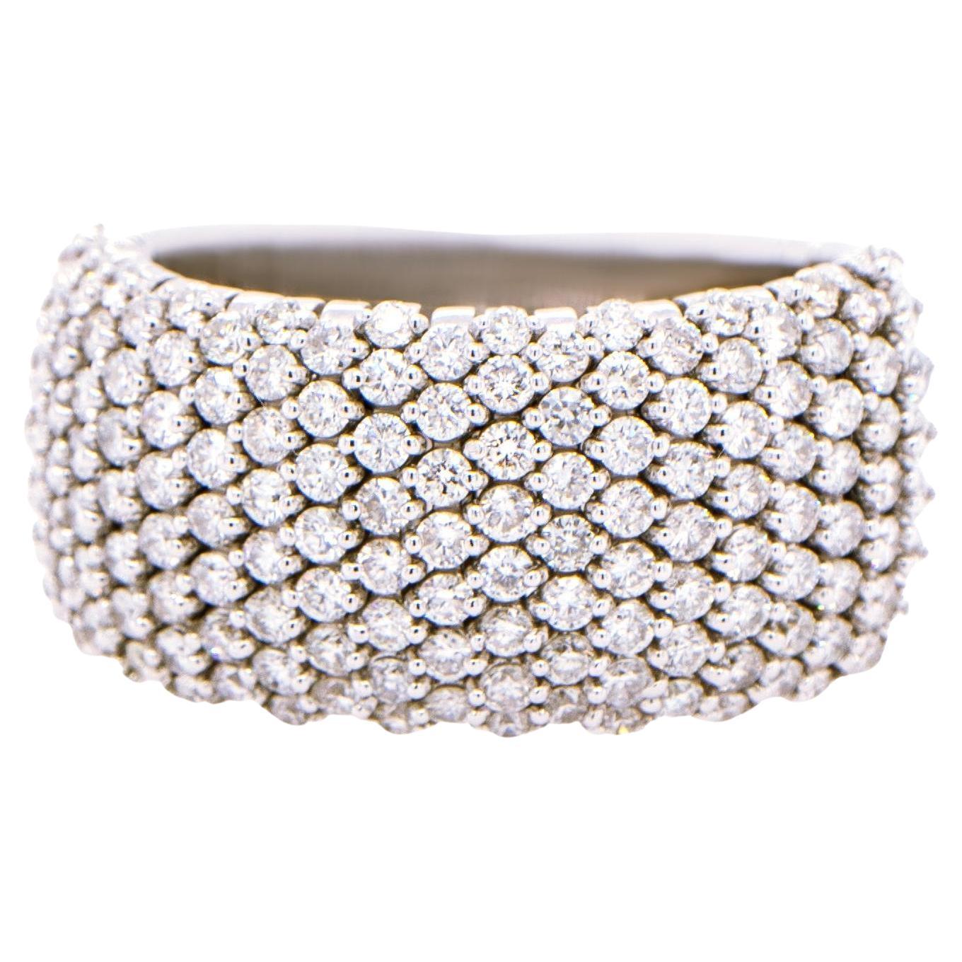 Anillo elástico ancho de diamantes 1,98 quilates 158 diamantes Oro blanco de 18 quilates