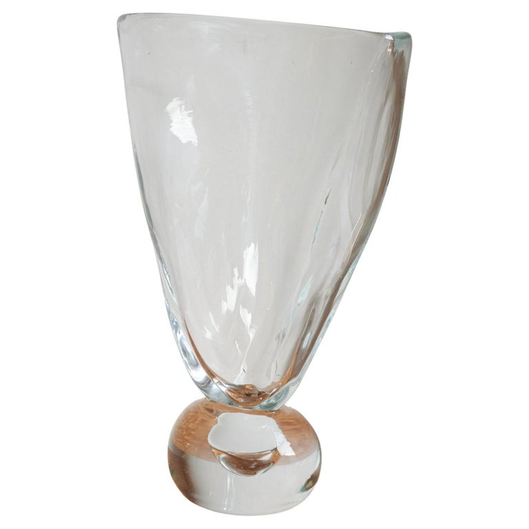 Breite Vase aus mundgeblasenem Glas Eden von Caia Leifsdotter im Angebot bei 1stDibs Deutschland