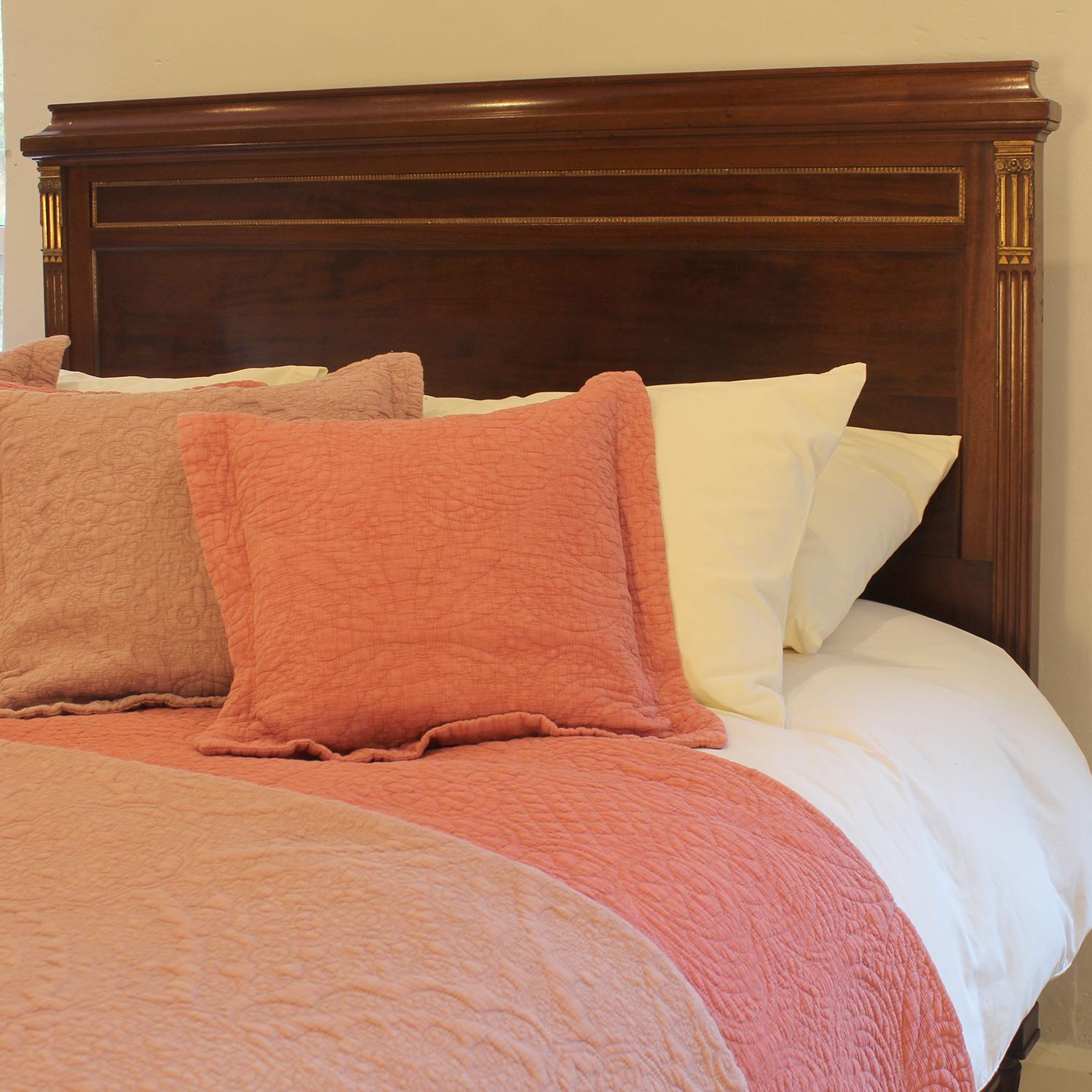 Wide French Bed in Dark Hardwood with Burr Panels and Ormolu Decoration, WK206 For Sale 4