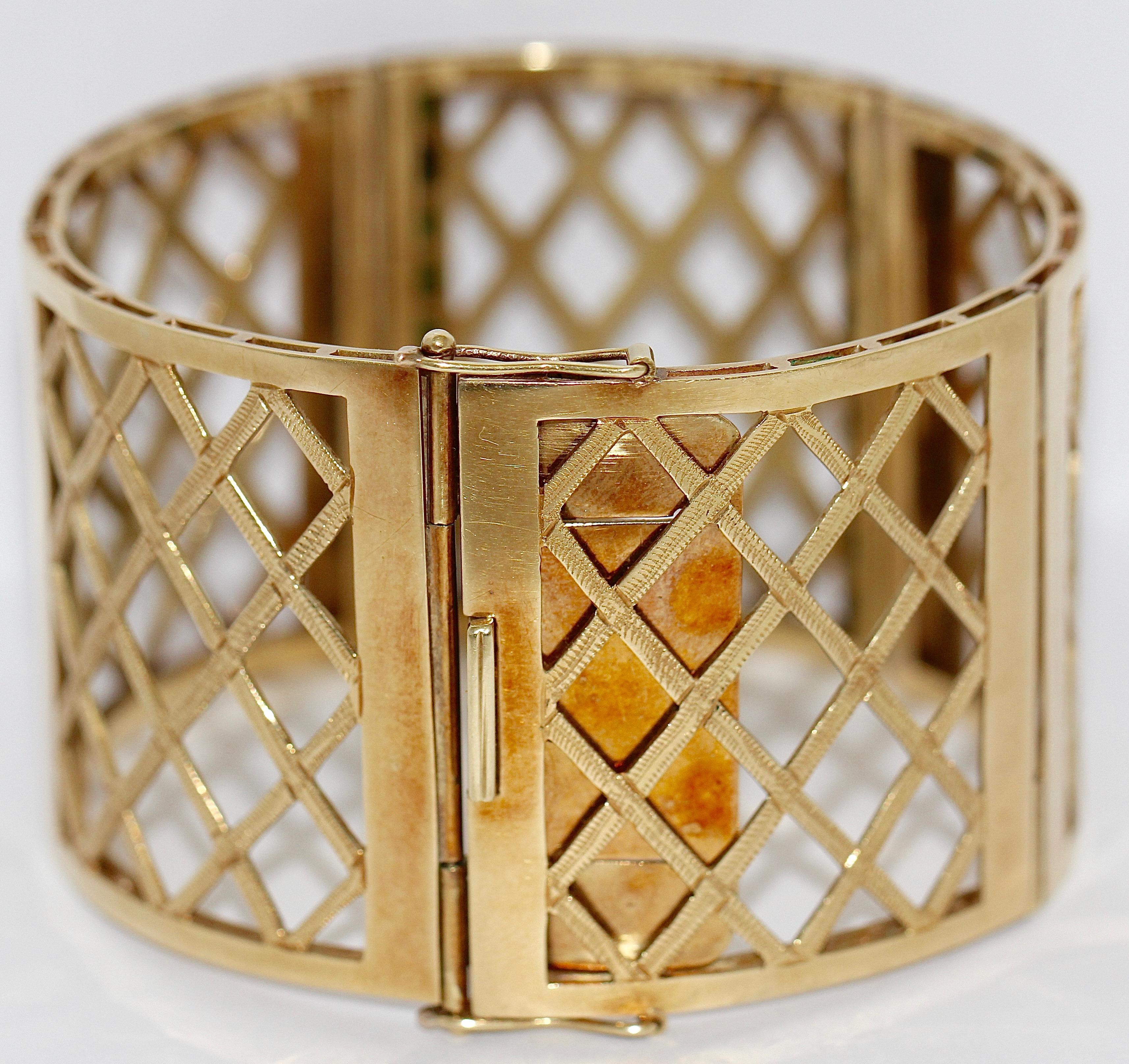 vintage gold bracelet