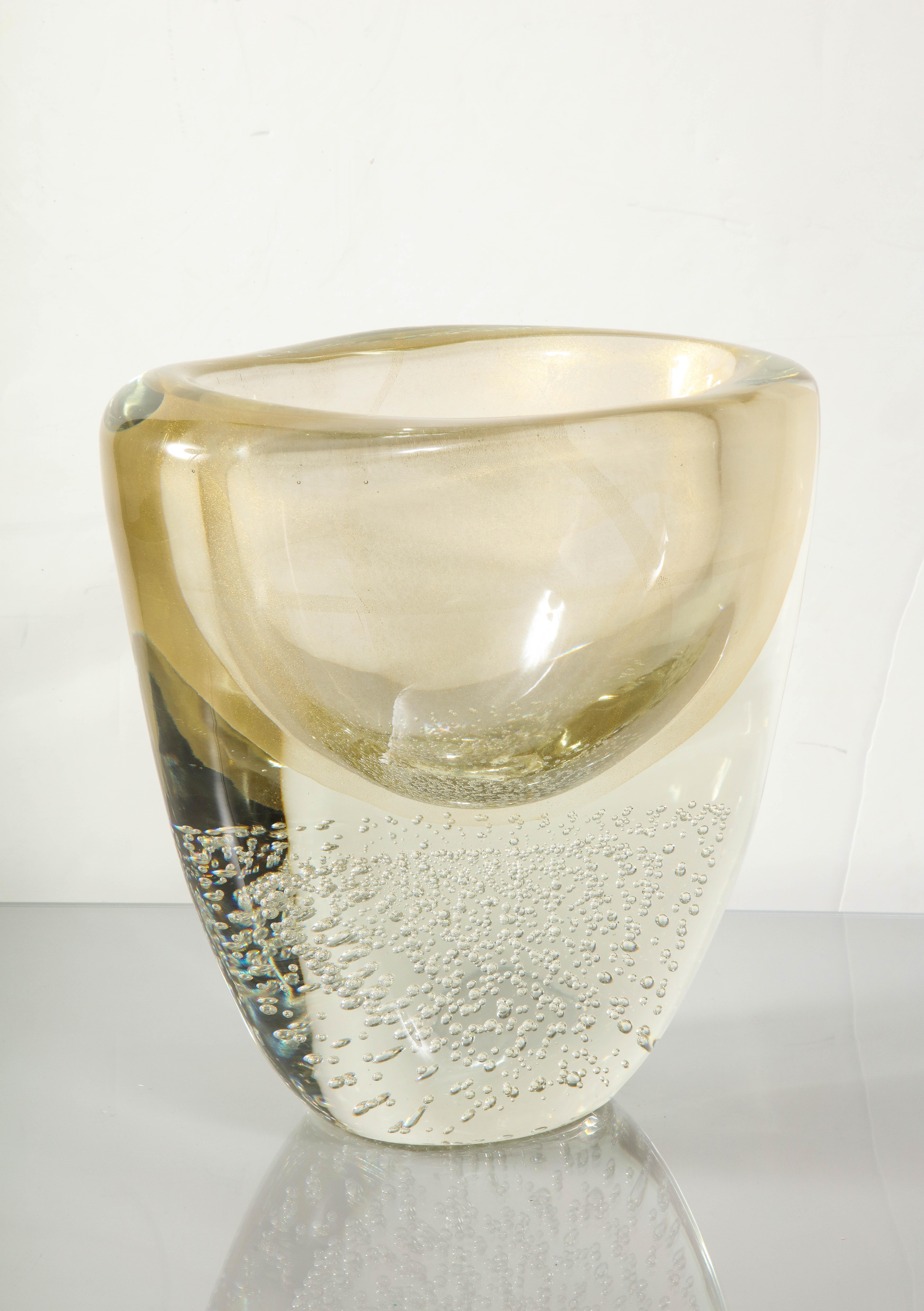 Mid-Century Modern Wide Gold Sommerso Italian Murano Glass Vase For Sale