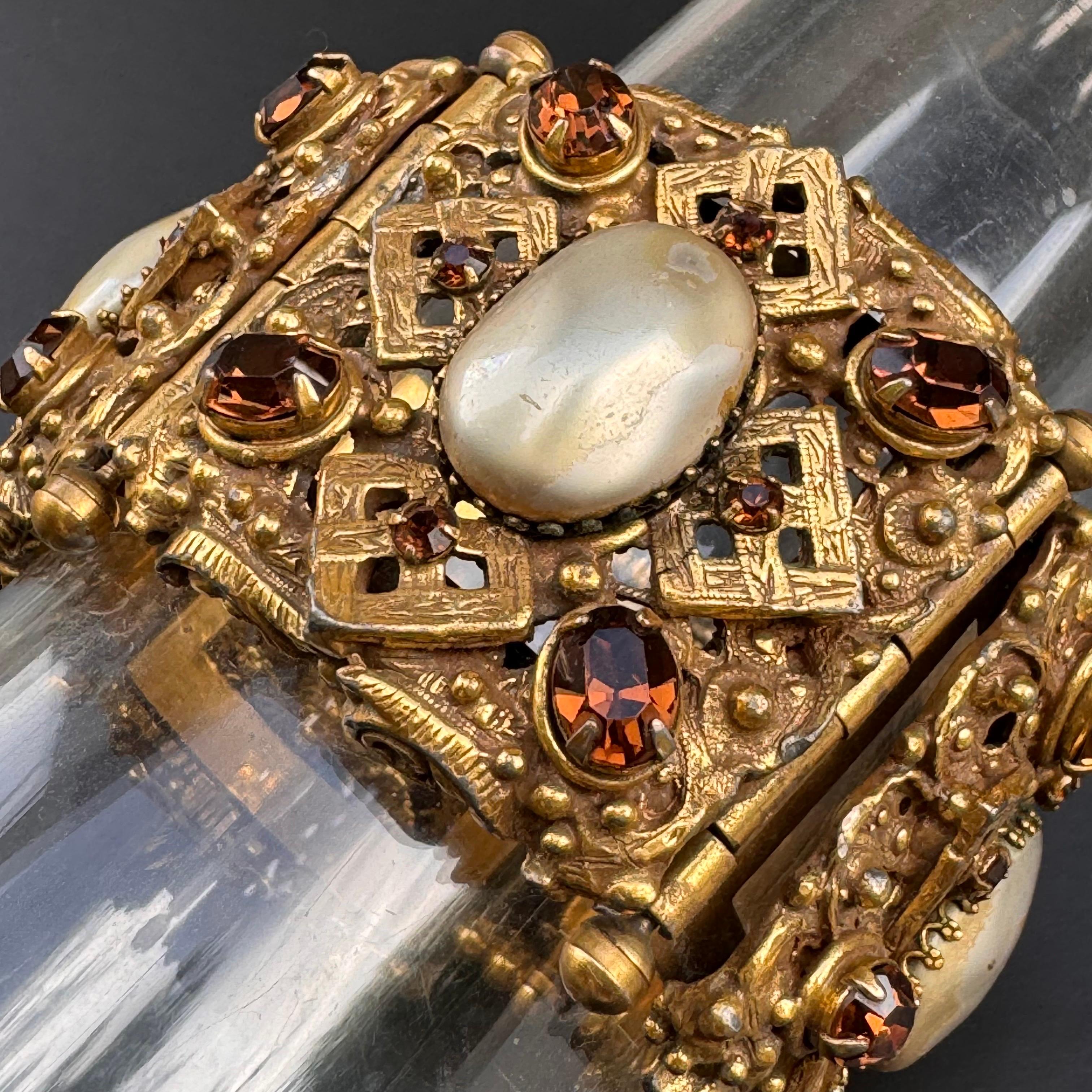AMPIO  Bracciale a pannello aperto Jewell placcato oro di alta gamma: in vendita 7