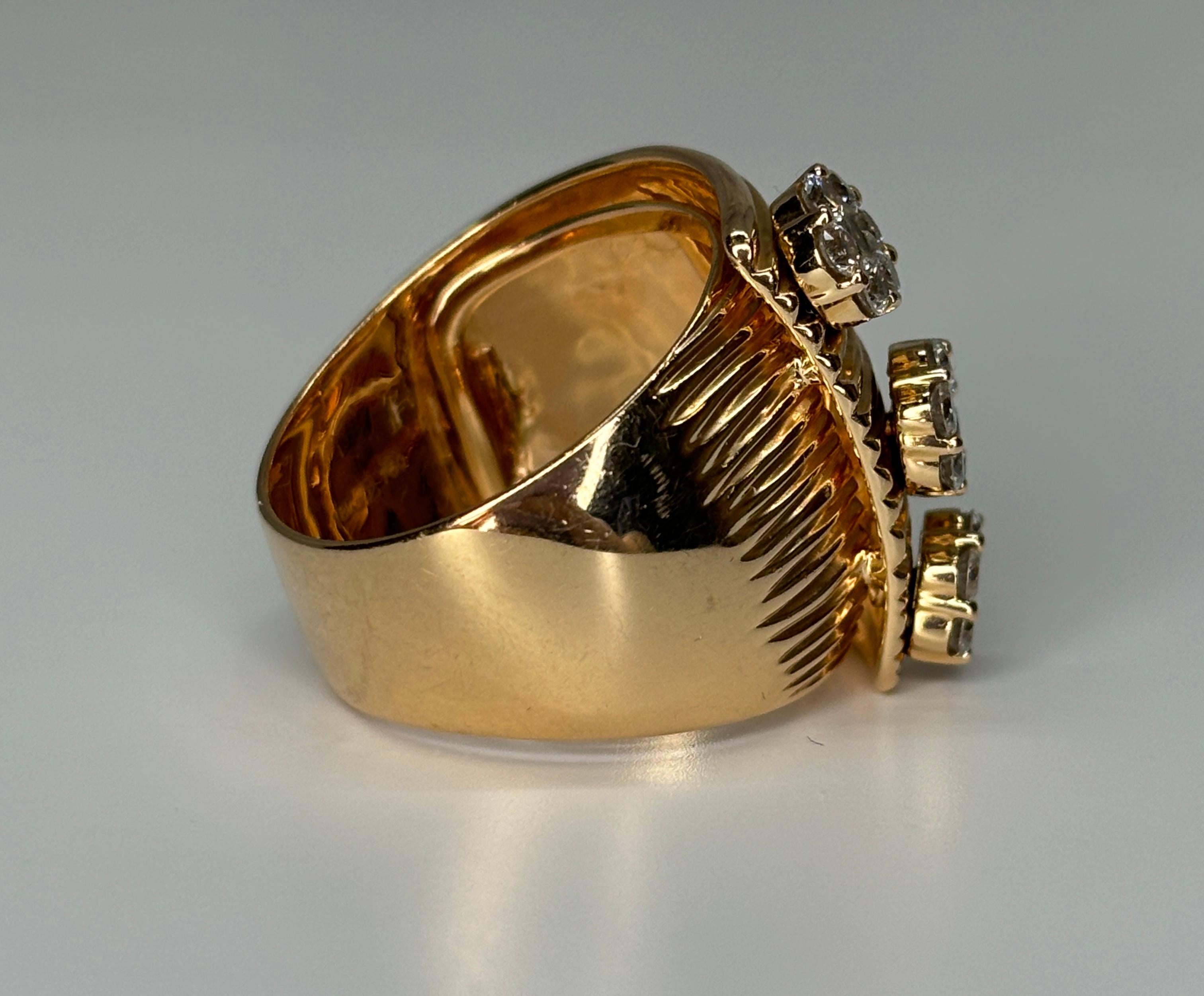 Wide Hueb Ring 18k Rose Gold Diamond Plisse Flower Ring For Sale 4