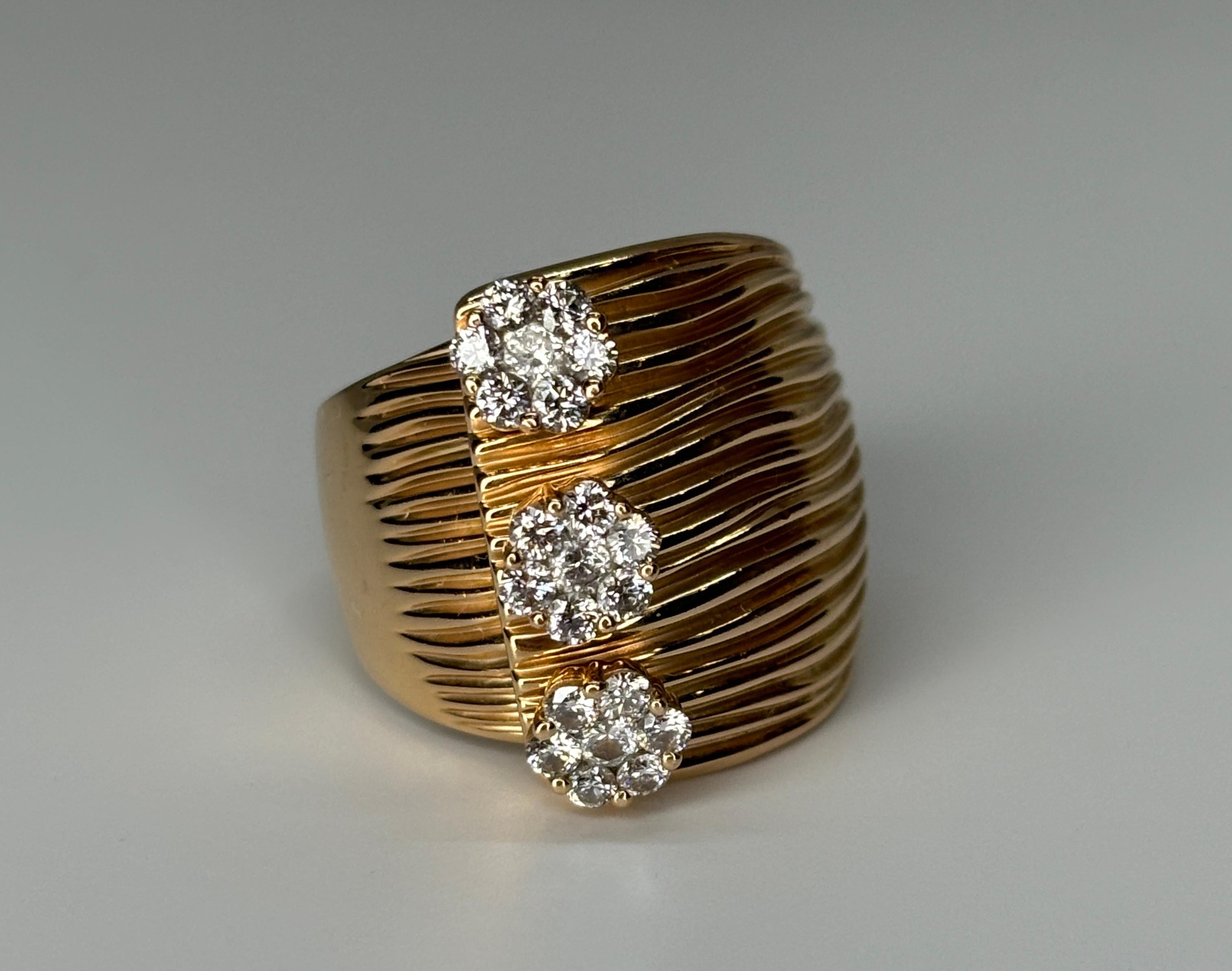 Contemporary Wide Hueb Ring 18k Rose Gold Diamond Plisse Flower Ring For Sale