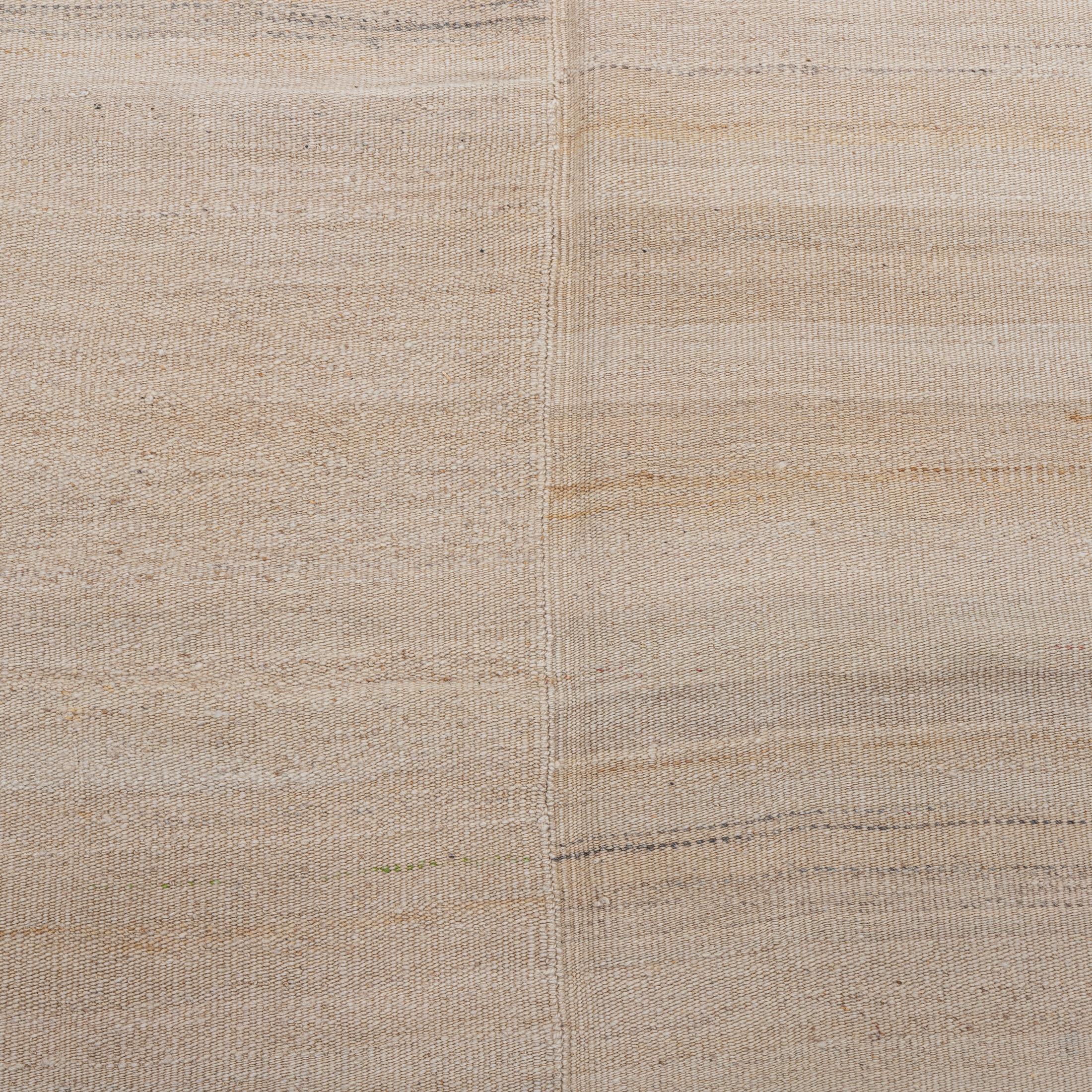 Corredor Kilim ancho de Konya, Anatolia Central, Turquía, mediados del siglo XX en Bastante bueno estado para la venta en Istanbul, TR