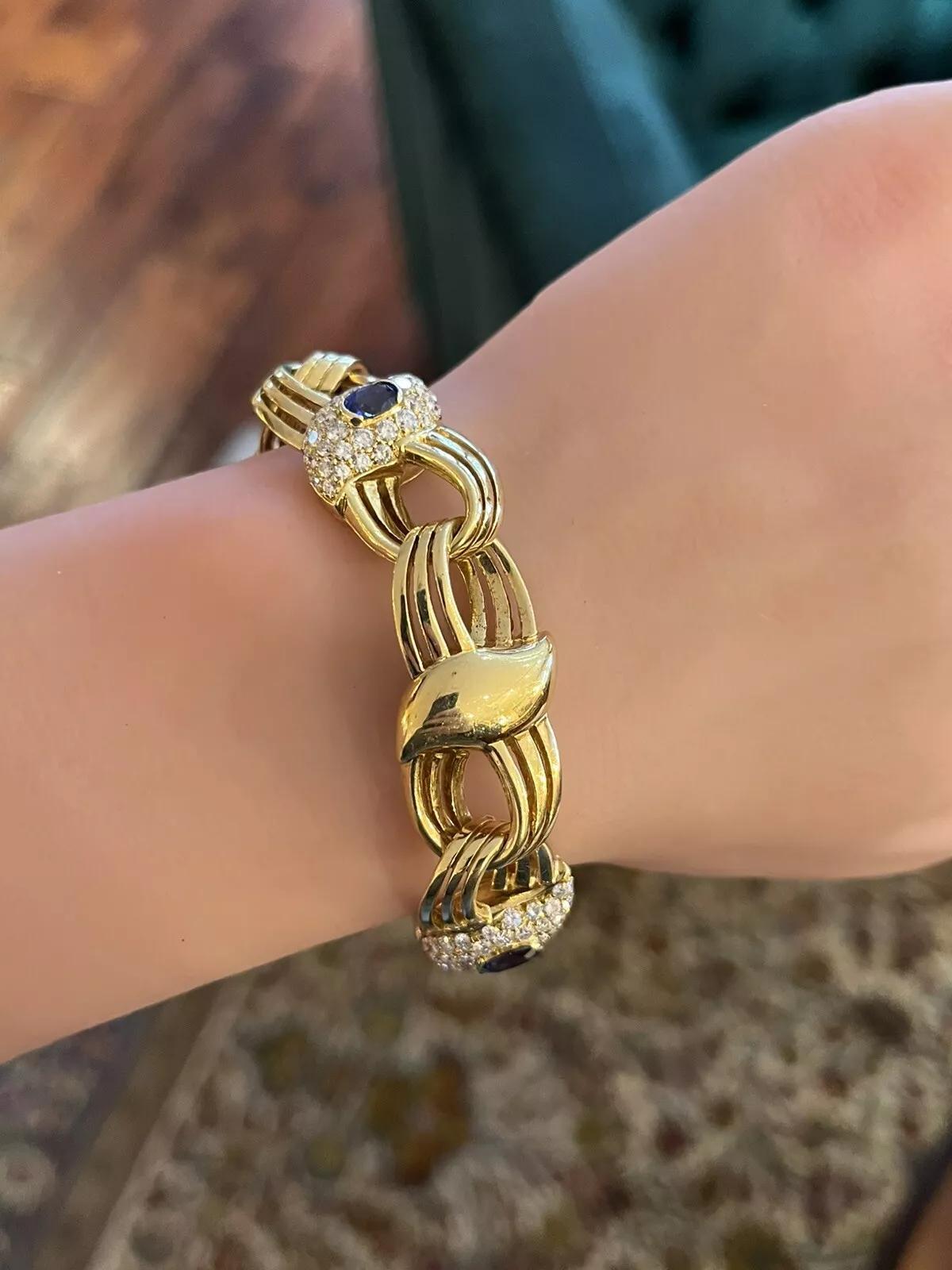 Oval Cut Wide Natural Sapphire and Diamond Link Bracelet in 18k Yellow Gold For Sale