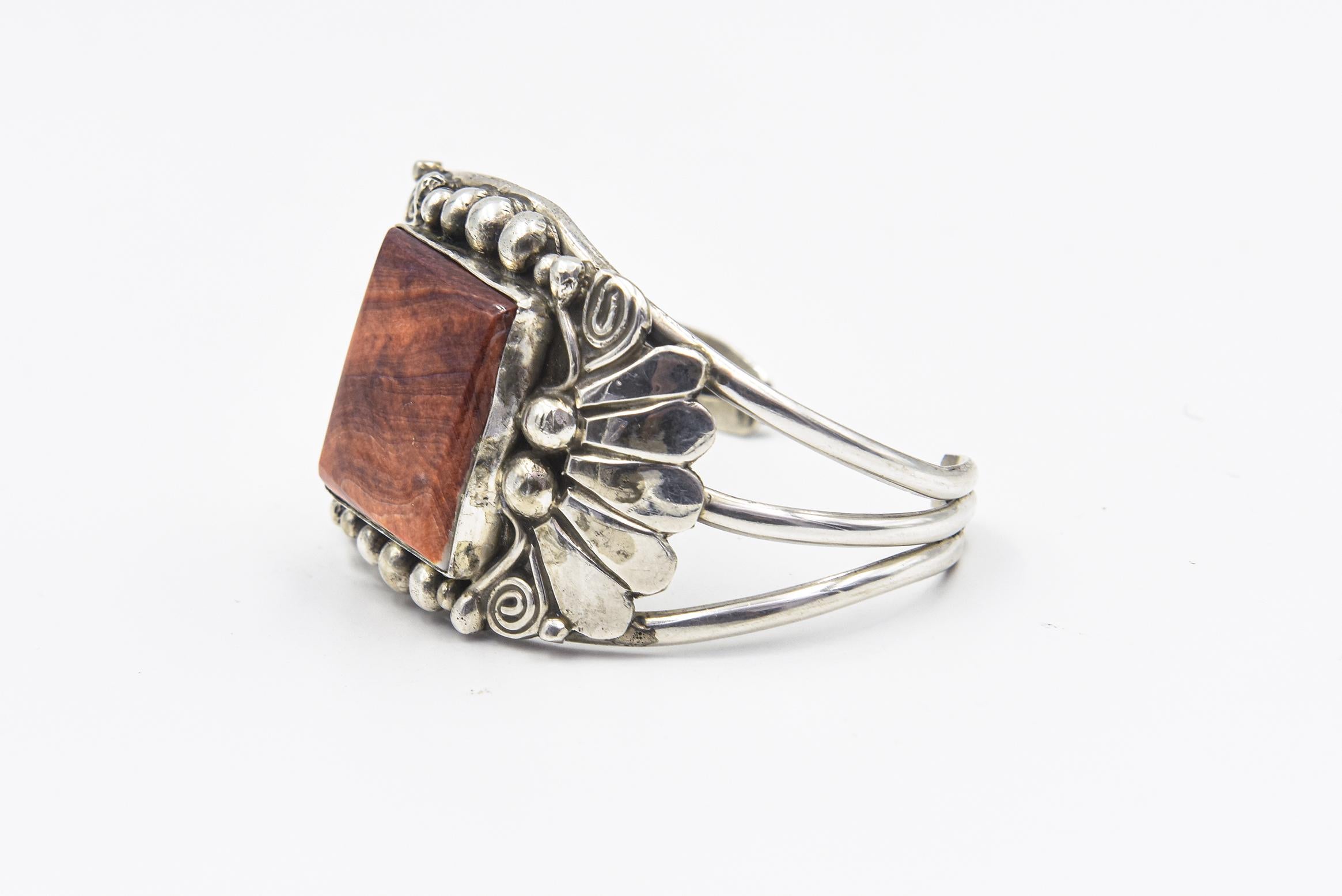 Nativo americano Bracciale largo in argento Navajo Native American Spiny Oyster di Gilbert Adakai in vendita