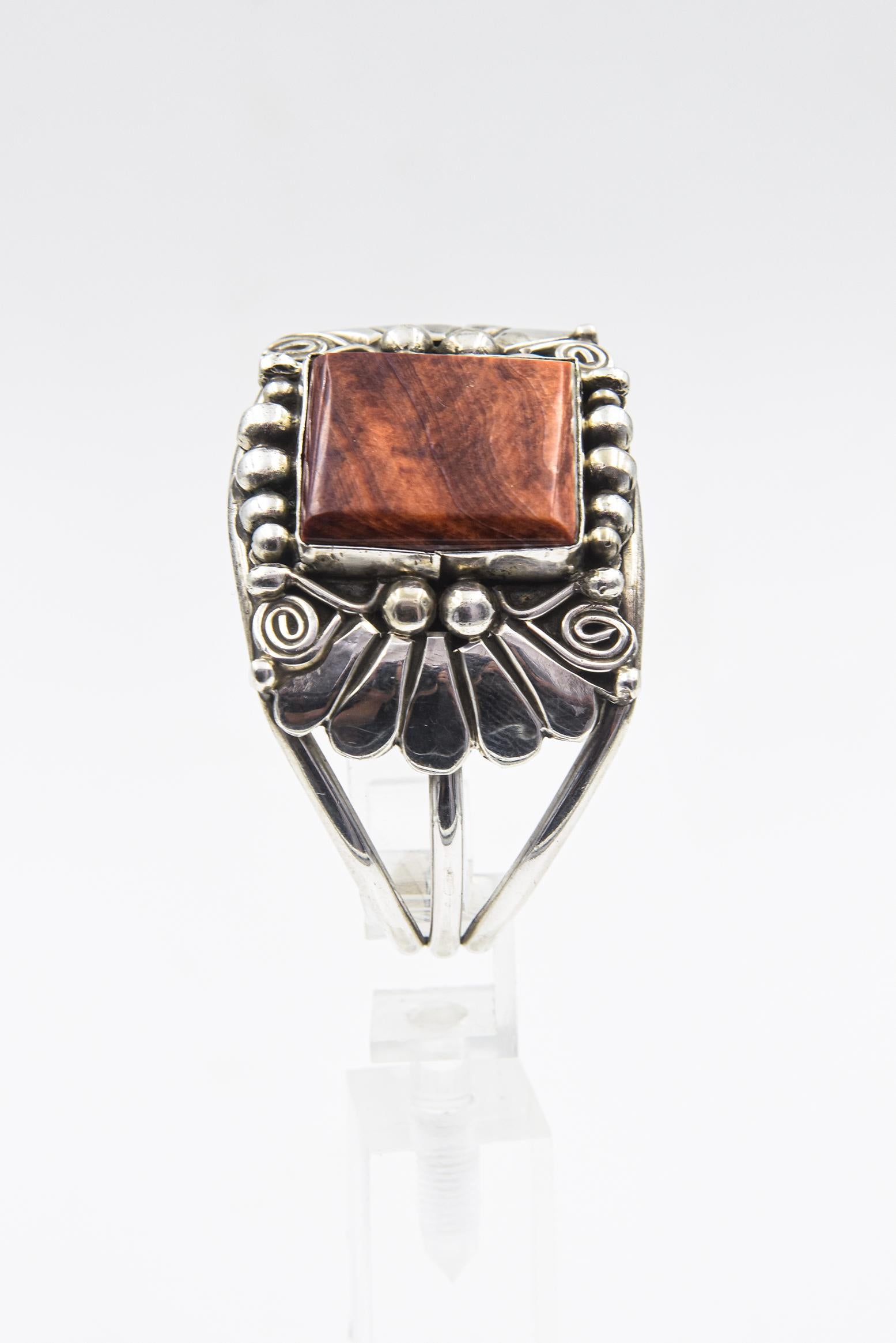 Bracciale largo in argento Navajo Native American Spiny Oyster di Gilbert Adakai in vendita 4