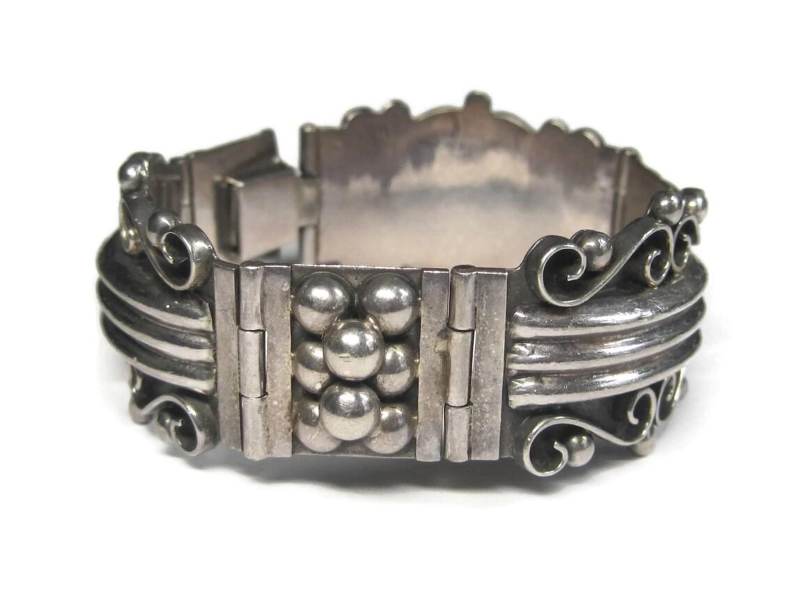 Wide Ornate Vintage Panel Bracelet Mexican Sterling In Good Condition For Sale In Webster, SD