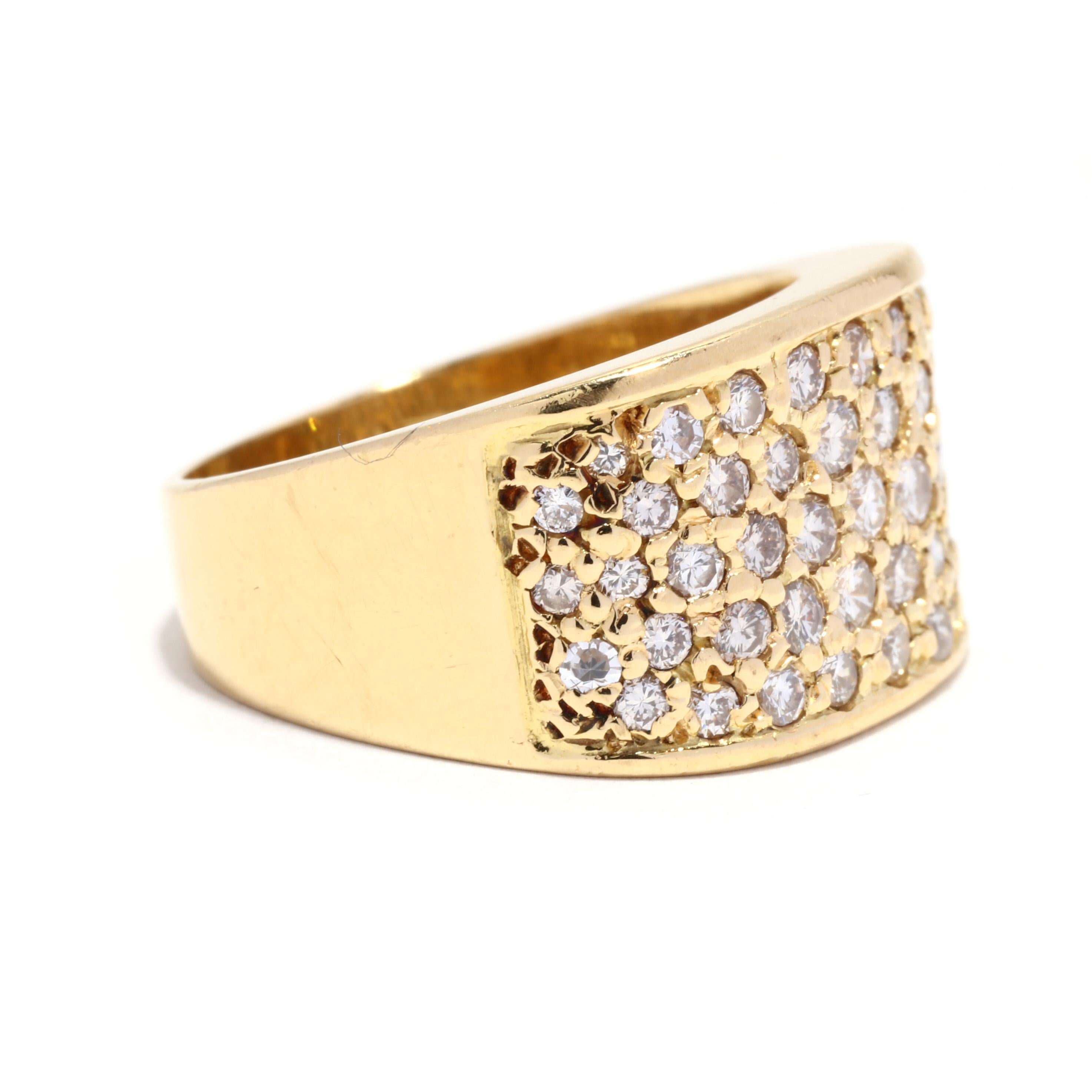 ANGEHALTEN

Ein breiter Pavé-Diamantring aus 18 Karat Gelbgold aus den 1980er Jahren. Dieses auffällige Diamantband zeichnet sich durch ein breites, konisch zulaufendes Design aus, das mit runden Diamanten im Brillantschliff mit einem Gesamtgewicht