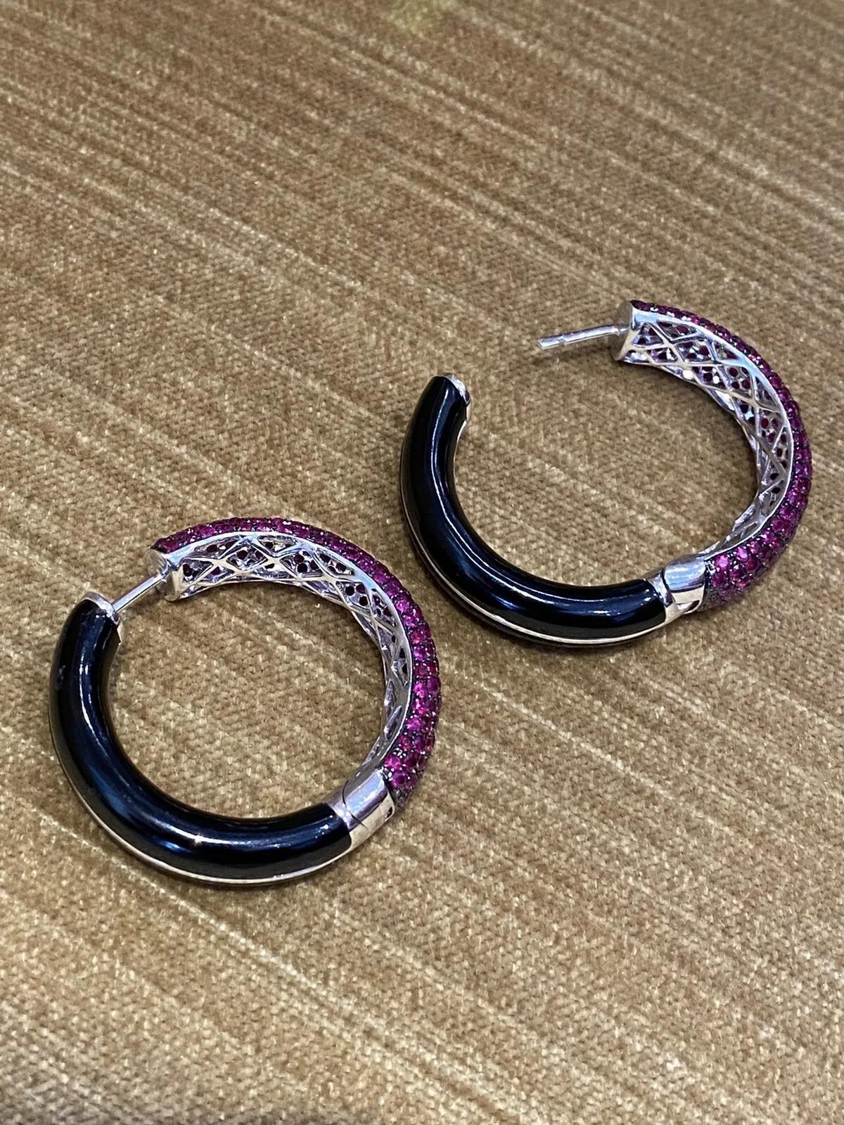 Wide Pave Ruby and Onyx Round Hoop Earrings in 18k White Gold For Sale 2