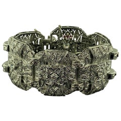 Armreif aus Platin und Diamanten
