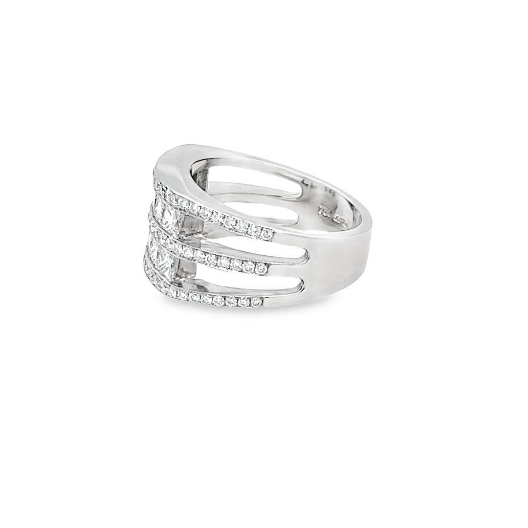 Taille princesse Bague en or blanc 18 carats à larges diamants de taille Princesse (stack) en vente