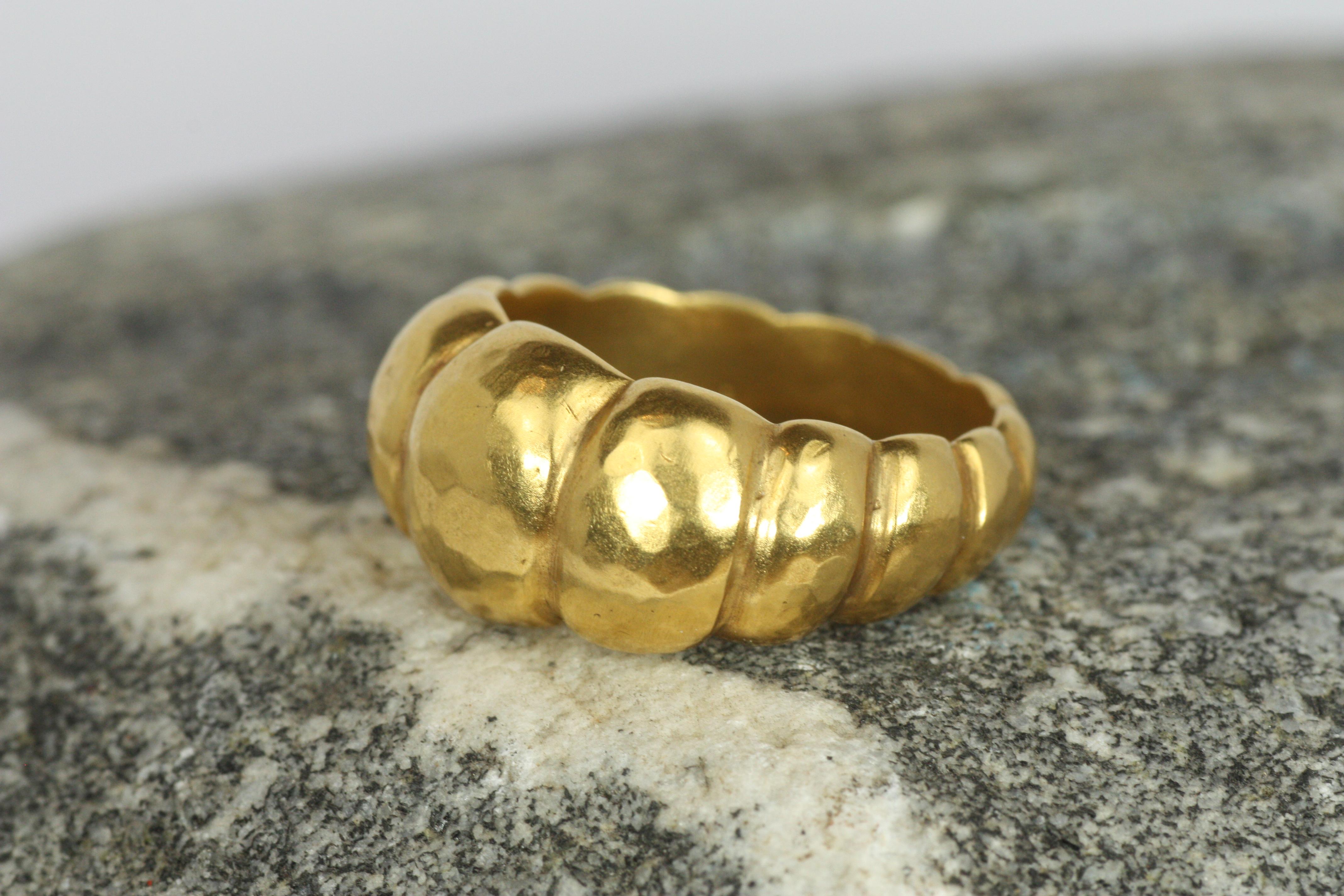 Large bandeau en or conique 