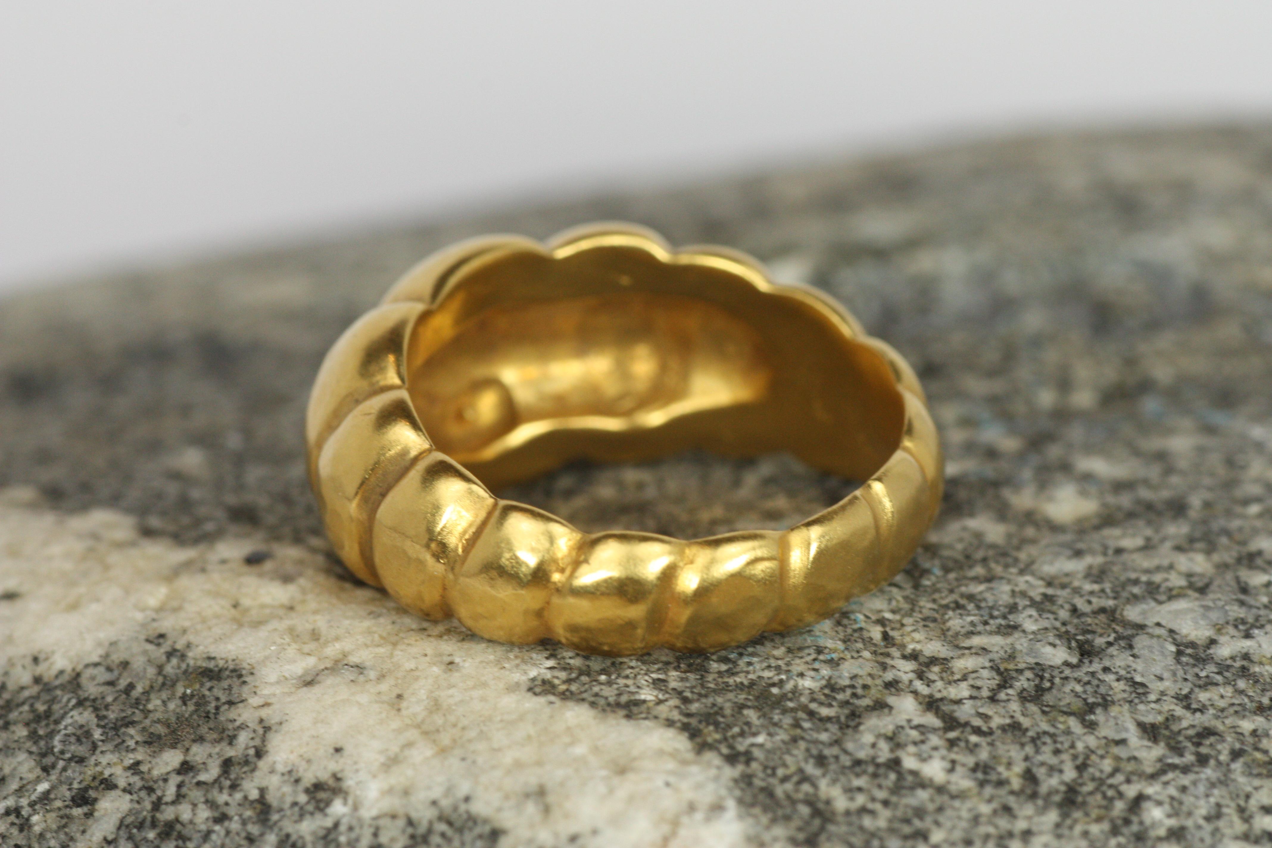 Large bandeau en or conique 