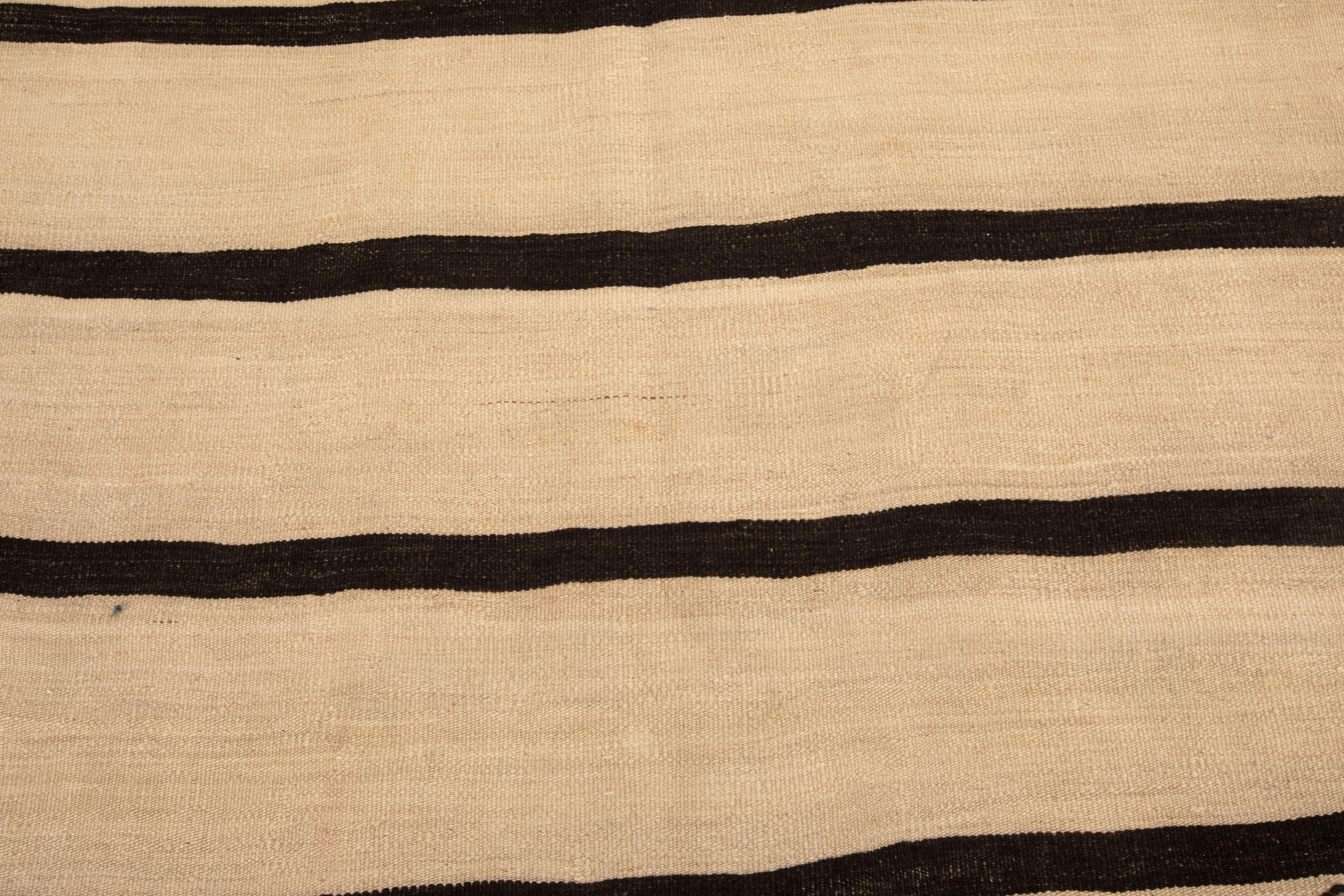 Wide Runner Anatolian Neutral Kilim, 1960s In Good Condition For Sale In Istanbul, TR