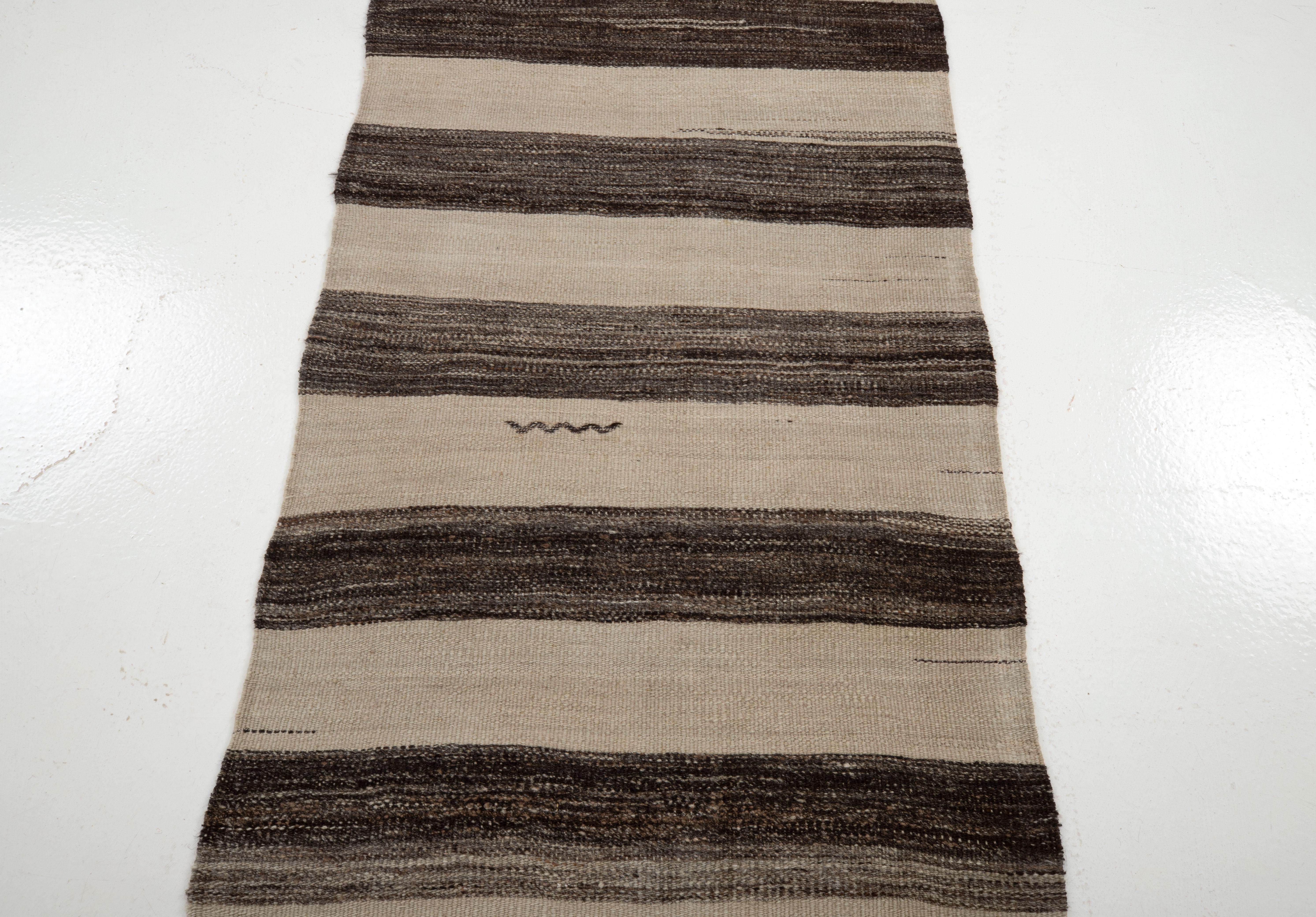 Wide Runner Vintage Anatolian Kilim, Goat Hair and Wool Mix, Mid-20th Century In Good Condition For Sale In Istanbul, TR