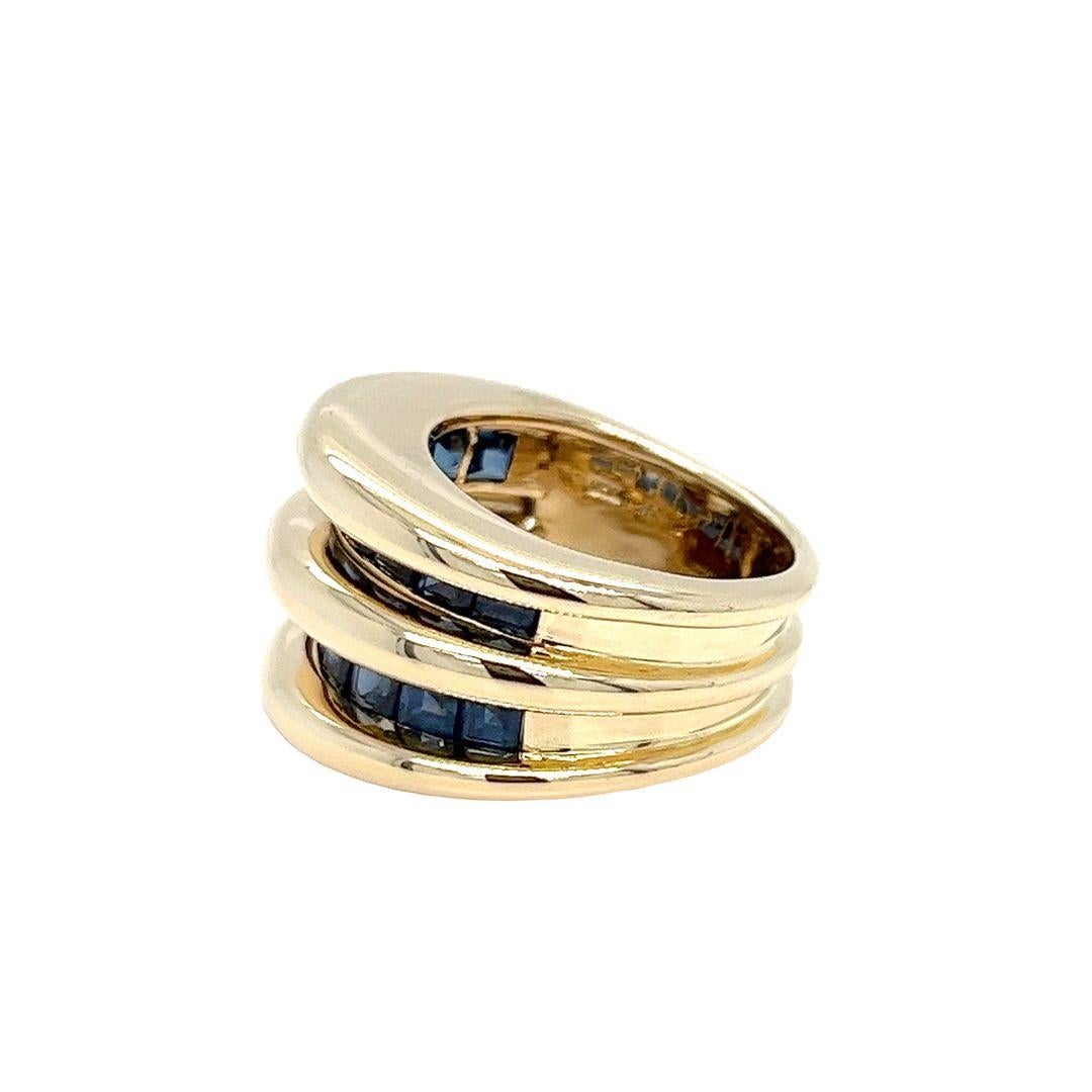 Bague large en or jaune 18 carats avec saphir et dôme en forme de pile Unisexe en vente
