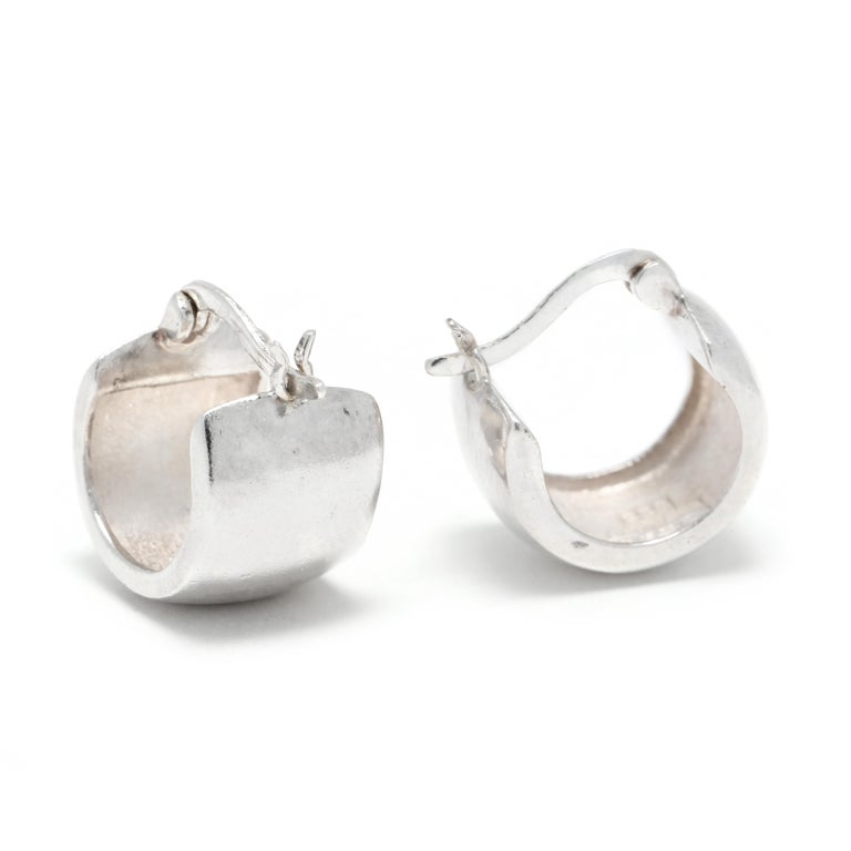 EVERLY HUGGIE DROP HOOP EARRINGS - SILVER main image 1