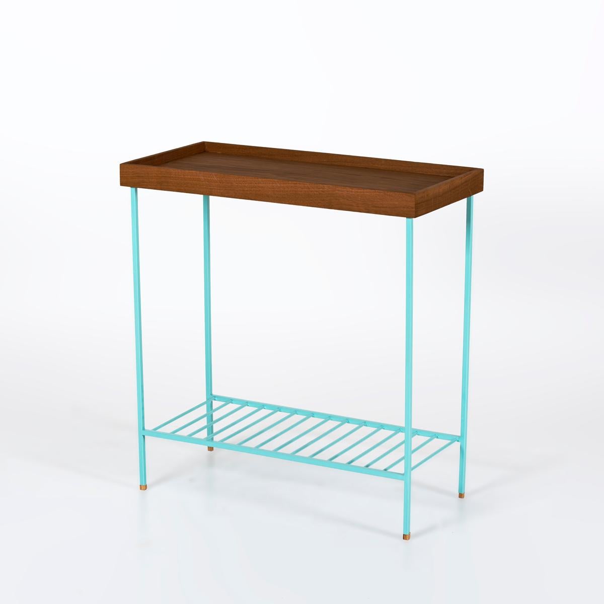 Turc Large table d'appoint / Plant Stand en Wood Wood Wood - Série EDGE, avec pieds en métal coloré en vente