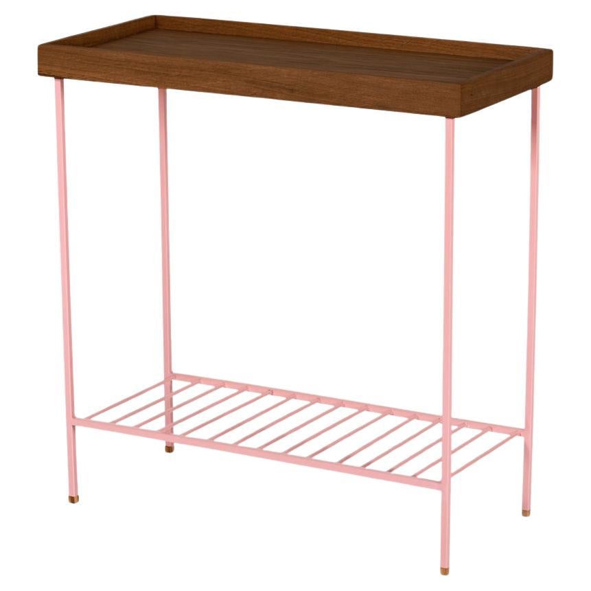 Breiter Beistelltisch / Pflanzenständer aus Massivholz - EDGE Serie, mit farbigen Metallbeinen