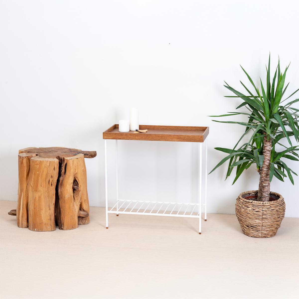 Breiter Beistelltisch / Pflanzenständer aus Massivholz - EDGE Serie, mit Metallbeinen (Handgefertigt) im Angebot