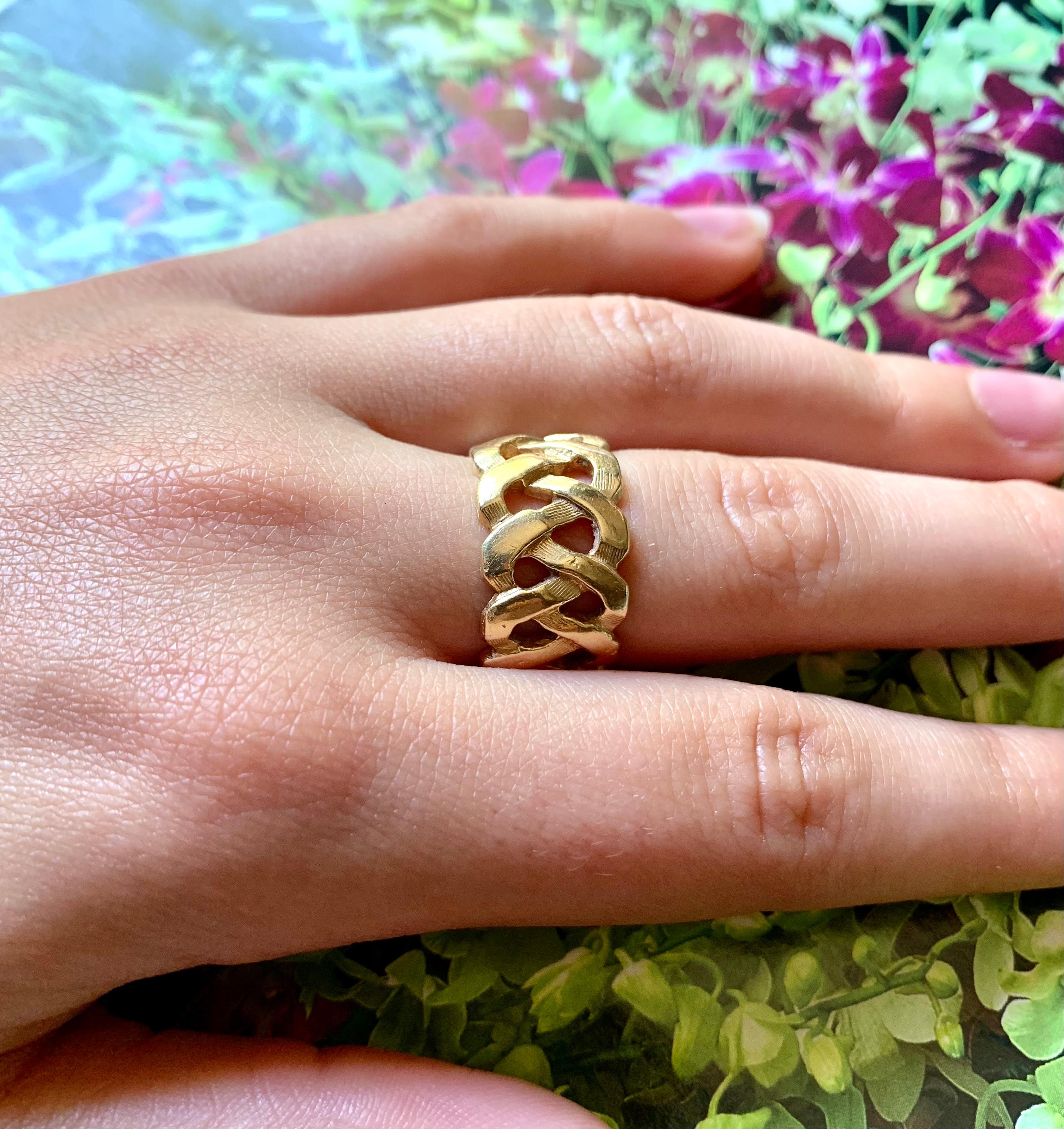 For Sale:  Wide Substantial MCM 14k Yellow Gold Eternal Love Knot Band Ring, 1960s 7