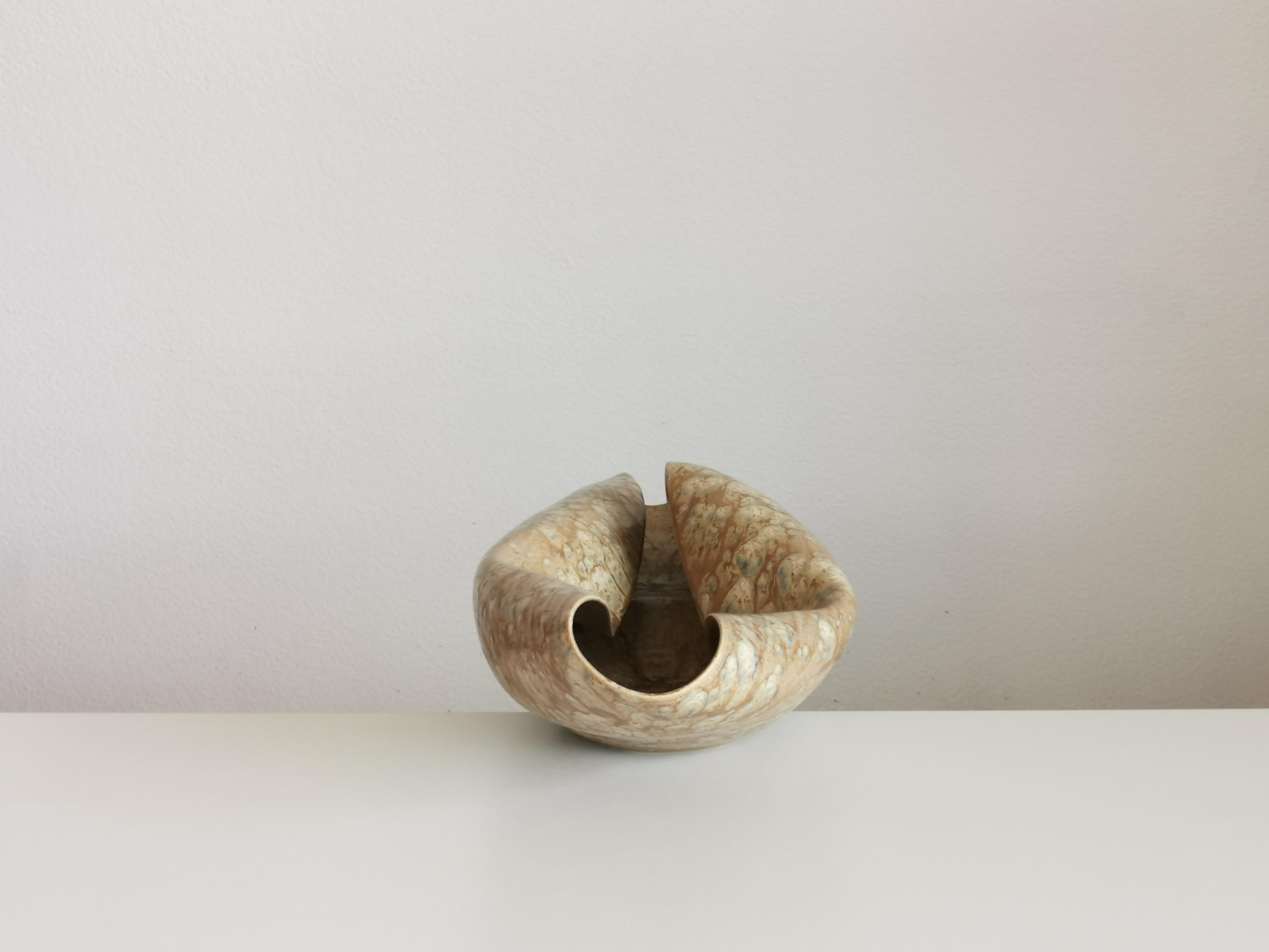 Wide Undulating Form with Desert Dusk Glaze, Vessel No.135, Ceramic Sculpture For Sale 2