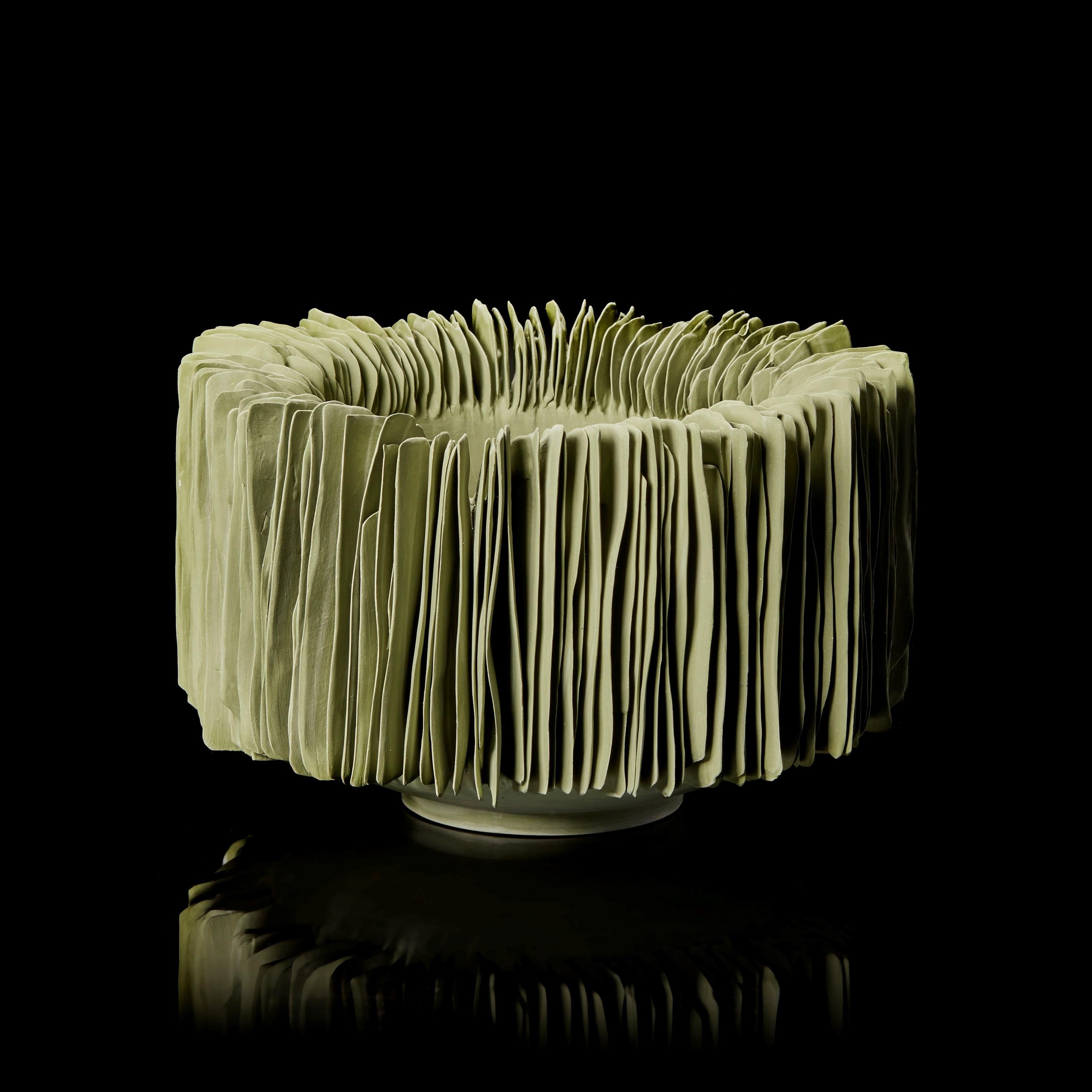 Wide Vertical Bowl in Olive Green, Ridged Porcelain Sculpture by Olivia Walker In New Condition In London, GB