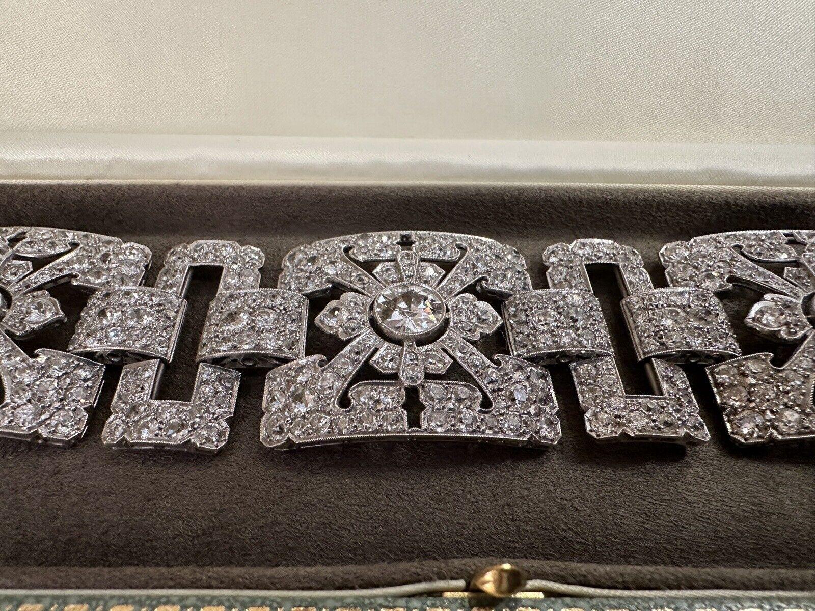 Wide Vintage Diamond Bracelet 35 carats in Platinum and White Gold For Sale 3