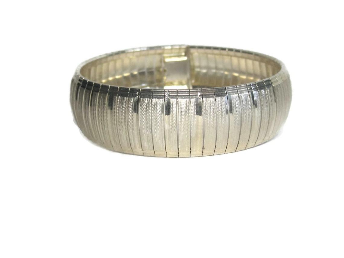 Moderno Bracciale a serpente largo in argento vintage da 18 mm, 7,5 pollici in vendita