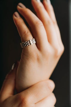 Wide Vintage White and Yellow 18K Gold Buckle Chain Ring