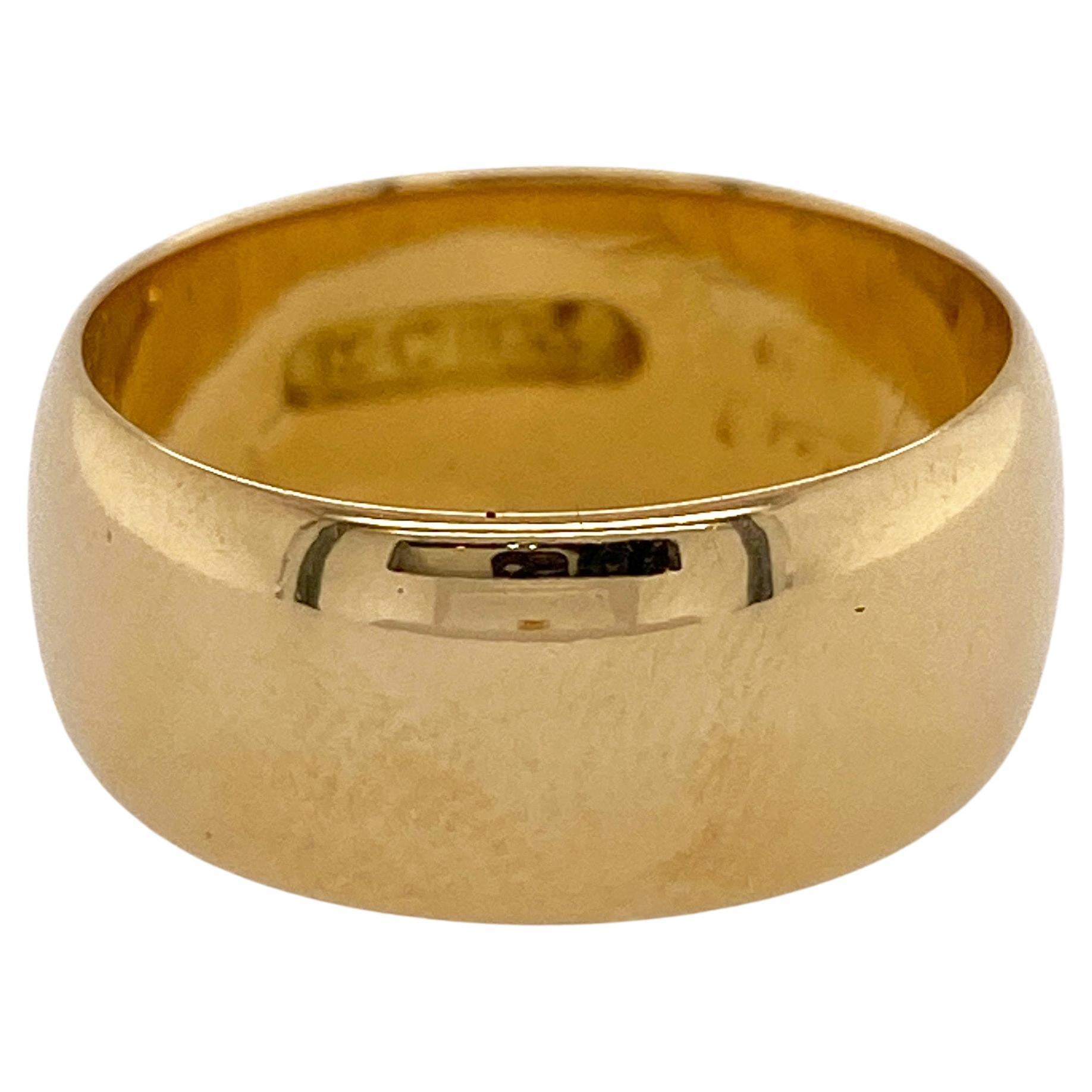 Wide Wedding Band in Plain 18K Yellow Gold