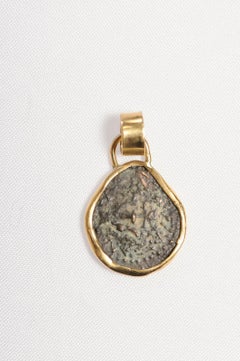 Widow Mite Coin Pendant in 18 Kt gold