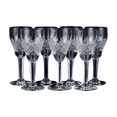 Wien Antik, Lyngby Glas, Danimarca, sette bicchieri da vino Porto trasparenti.