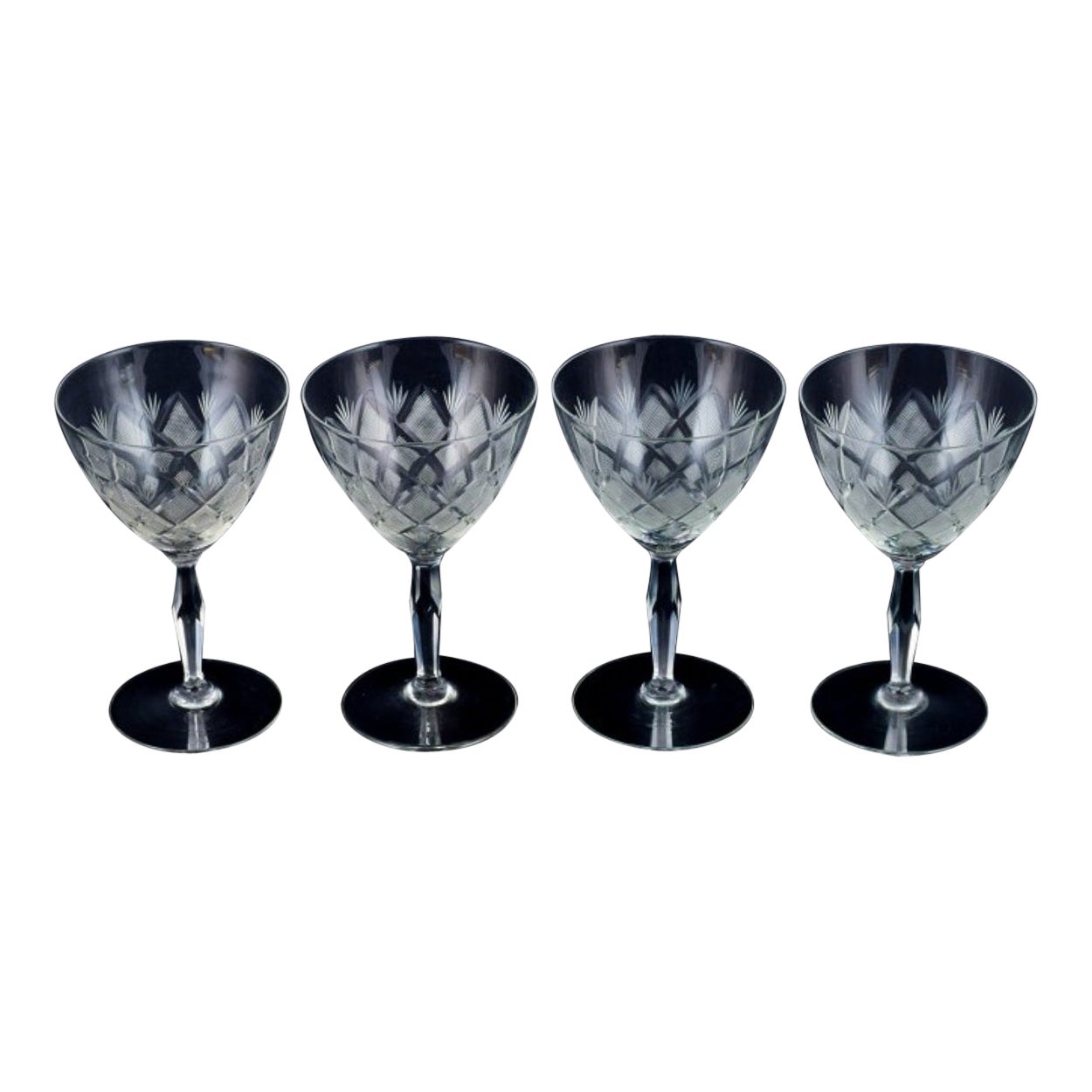 Wiener Antik, Lyngby Glas, Dänemark, Vintage-Set aus vier klaren roten Weingläsern.