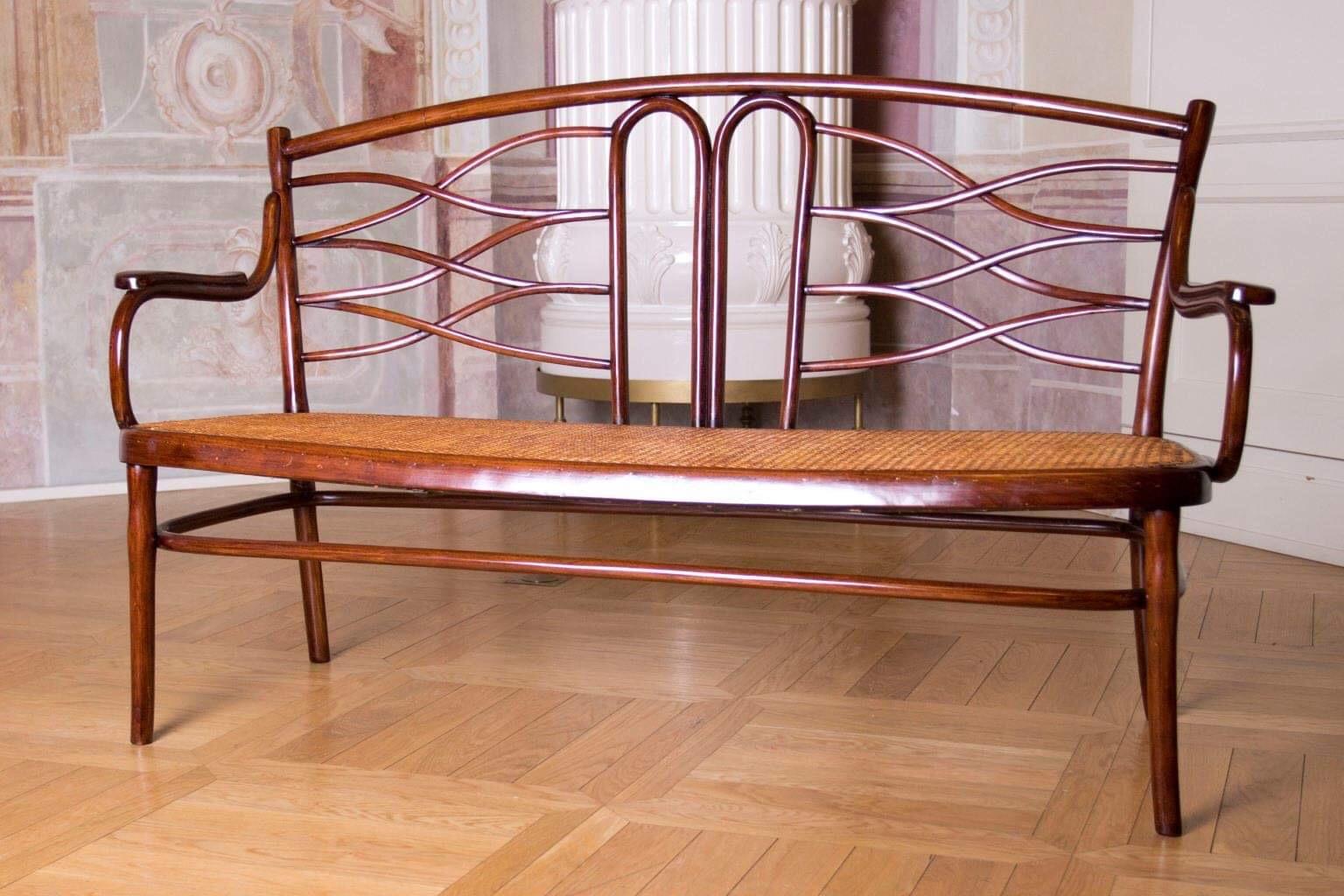 Bentwood Vienna Thonet Bench Art Nouveau, 19th Century For Sale