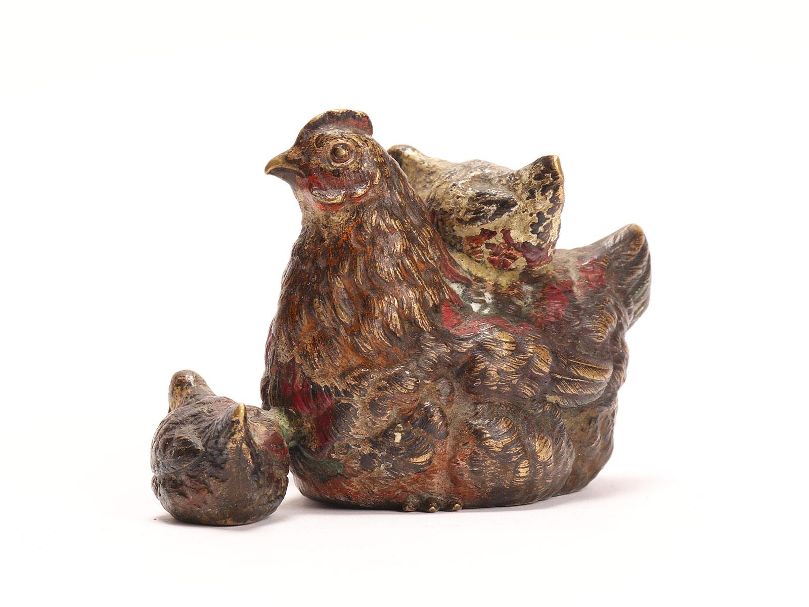 Bronze Wiener : une poule à cornes, Autriche 1890. Bon état - En vente à Milan, IT