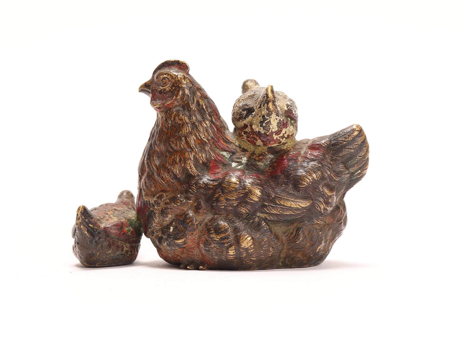 XIXe siècle Bronze Wiener : une poule à cornes, Autriche 1890. en vente