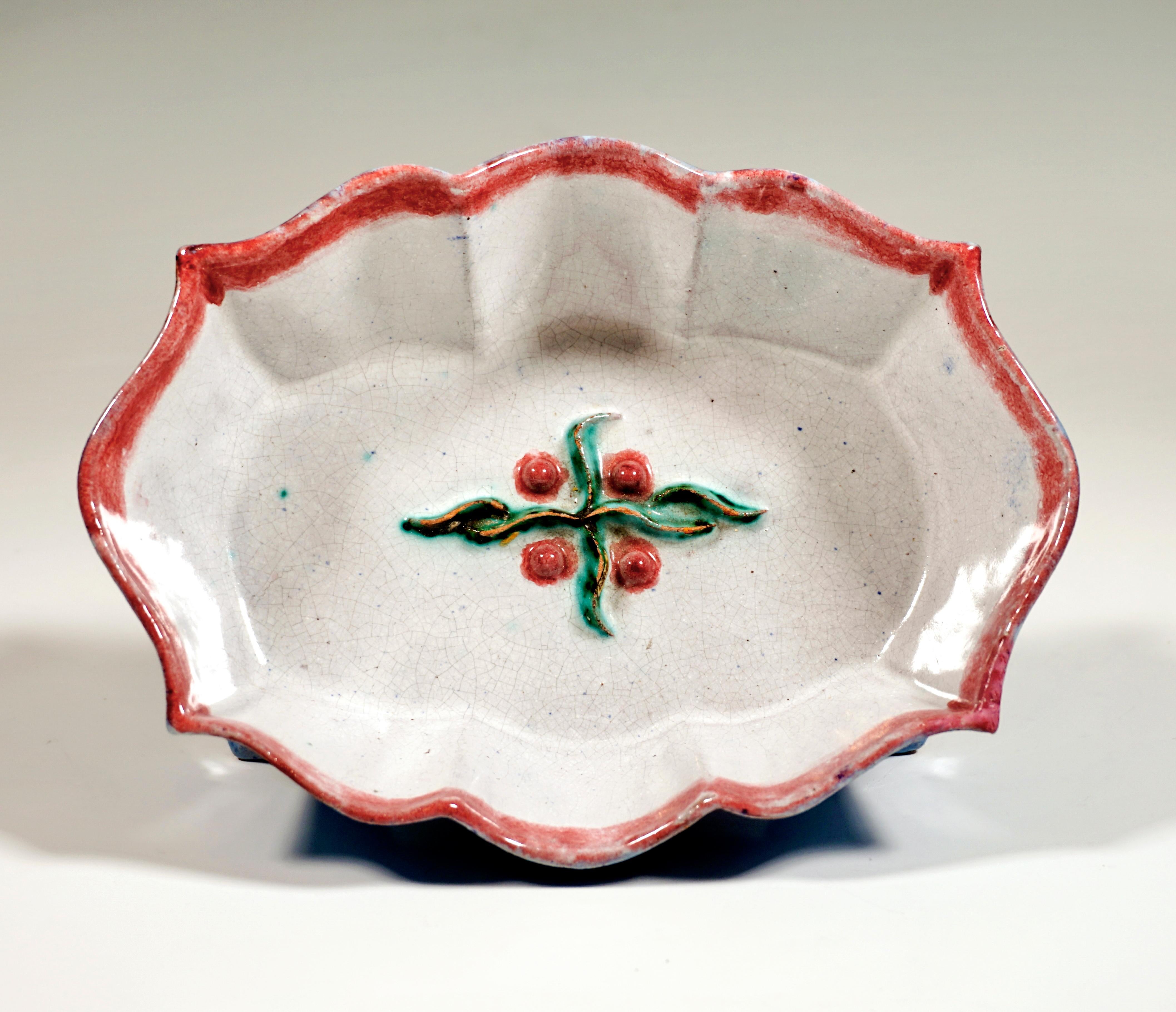 Expressionist Wiener Werkstaette Art Ceramics Expressive Style Bowl by Vally Wieselthier, 1921 For Sale